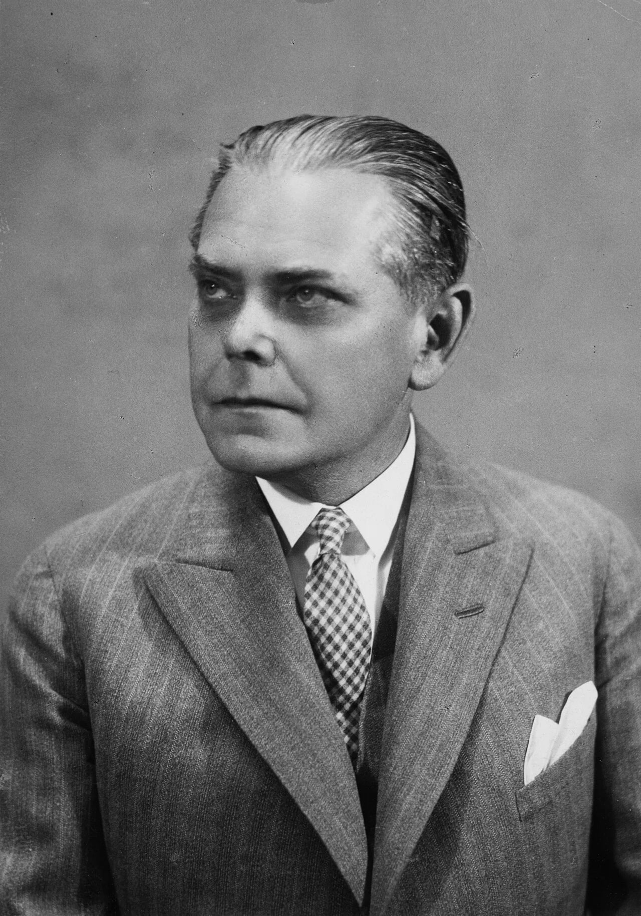 Portrait of Svend Gade (1877–1952) – memorial page