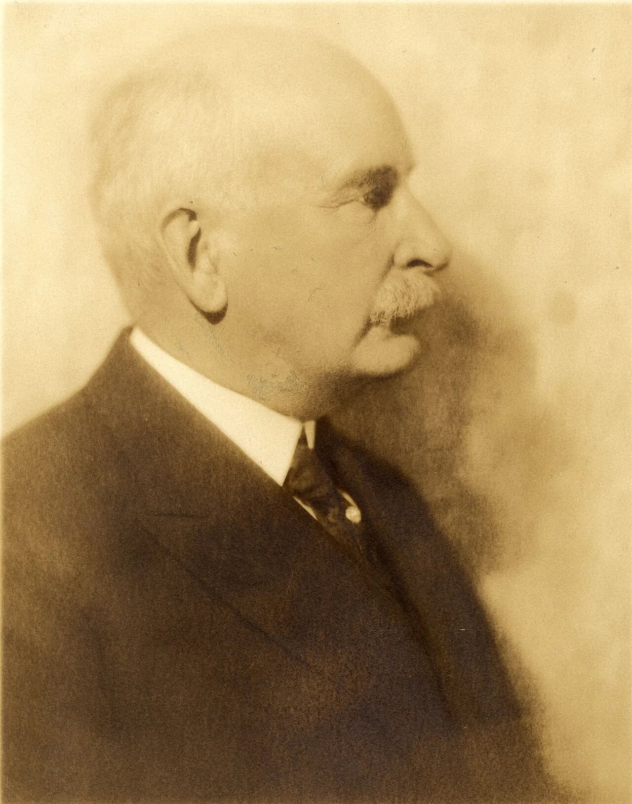 Portrait of William L. Clements (1861–1934) – memorial page
