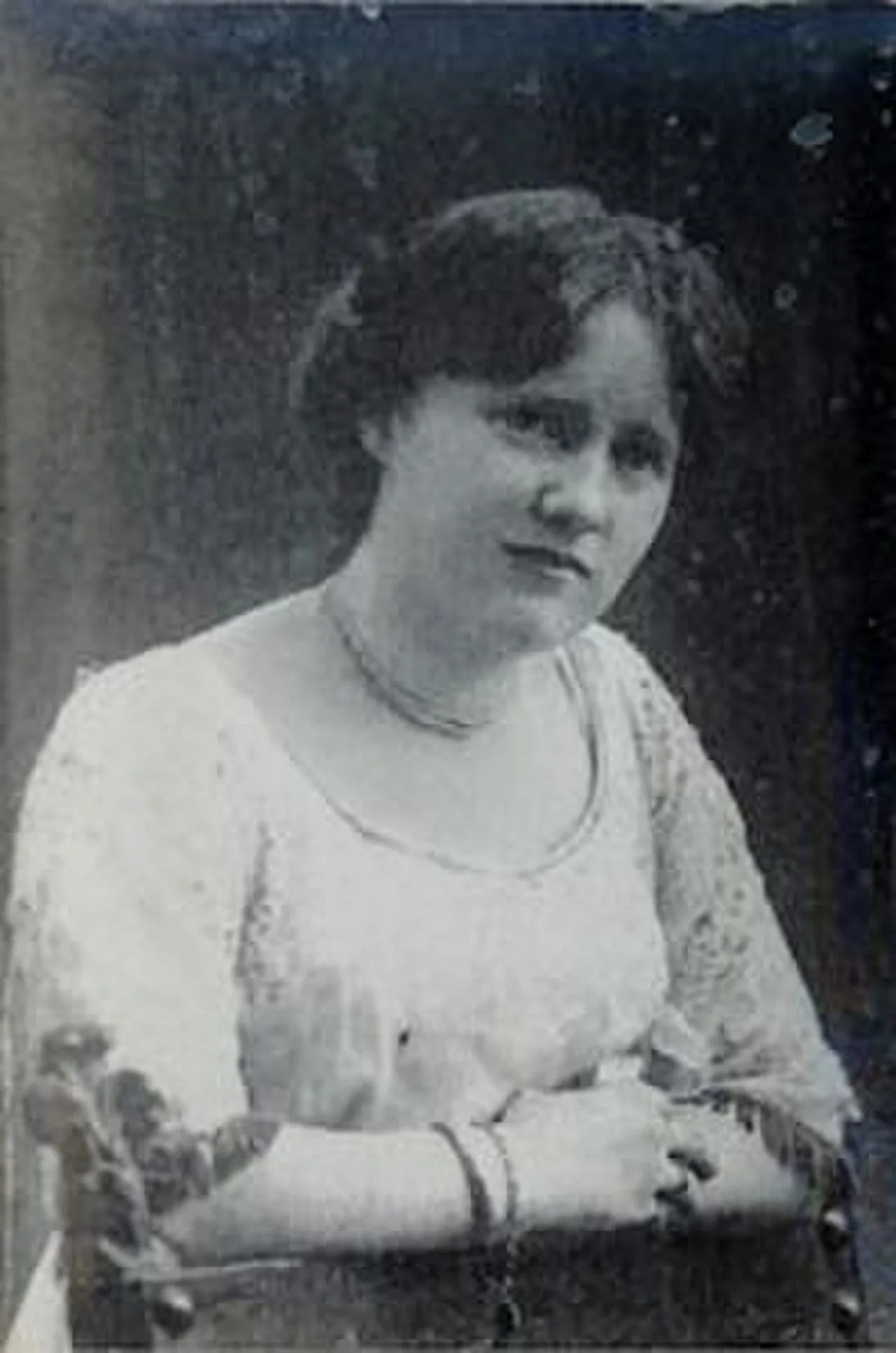 Porträt von Rhoda de Bellegarde de Saint Lary (1890–1918) – Gedenkseite