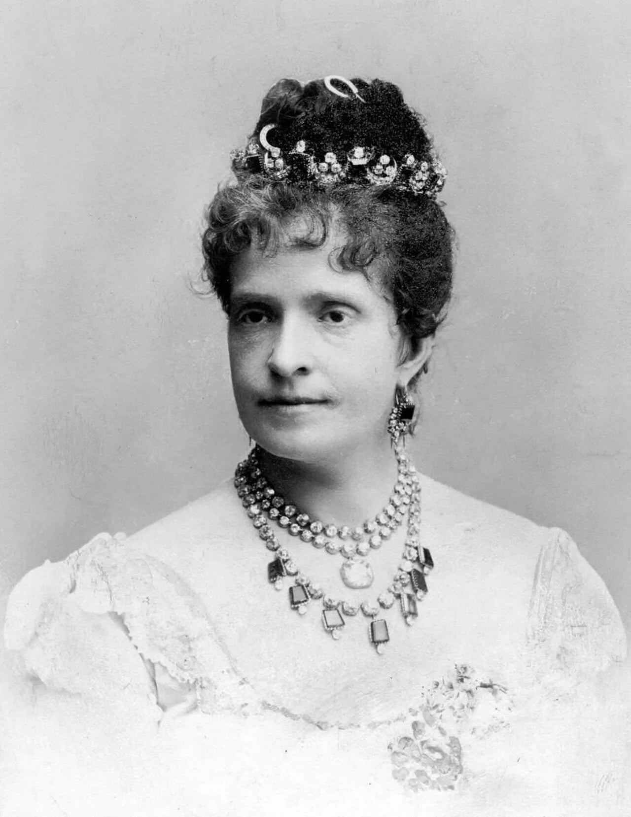 Porträt von Maria Pia von Savoyen (1847–1911) – Gedenkseite