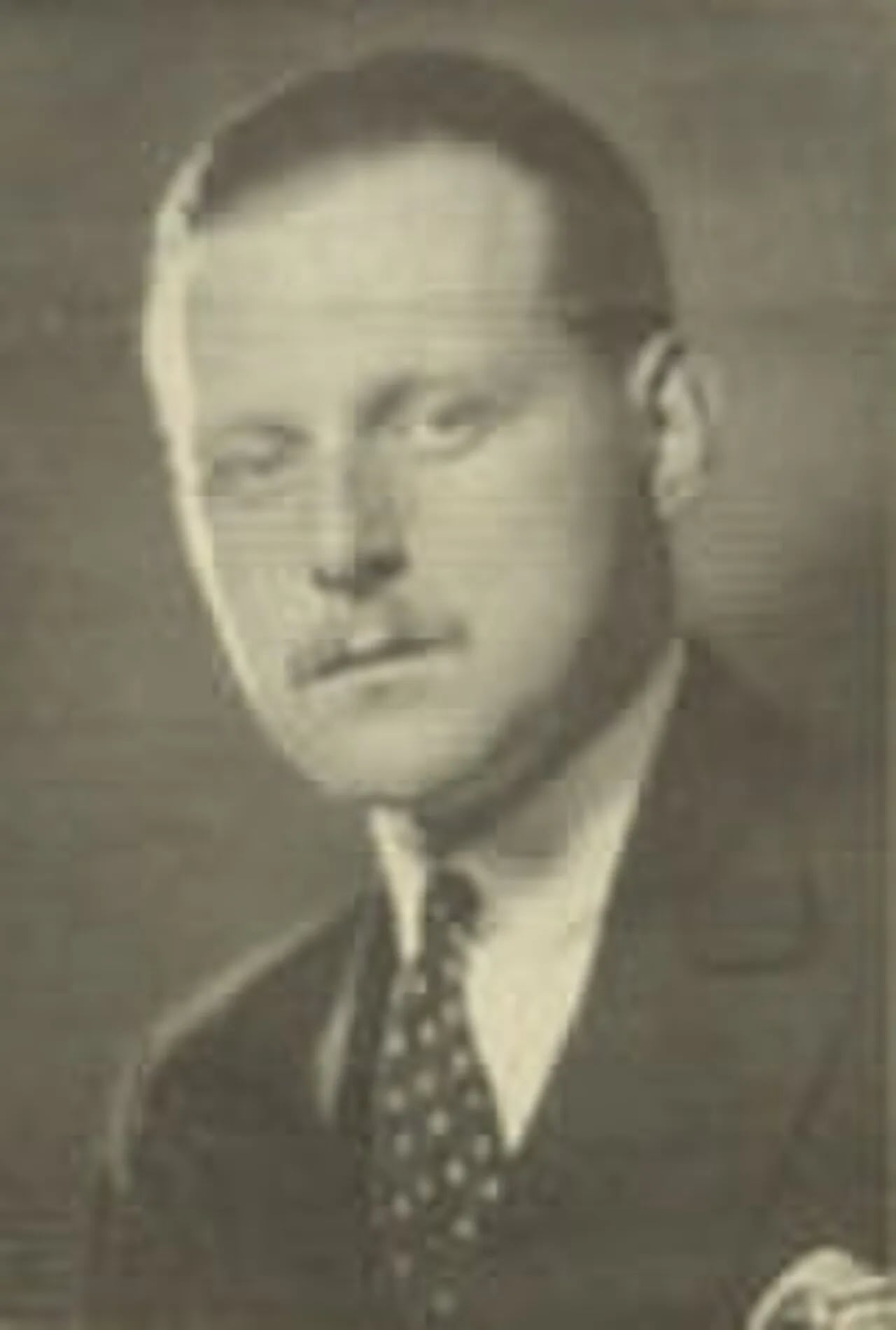 Portrait of Pierre d'Alcantara de Querrieu (1907–1944) – memorial page
