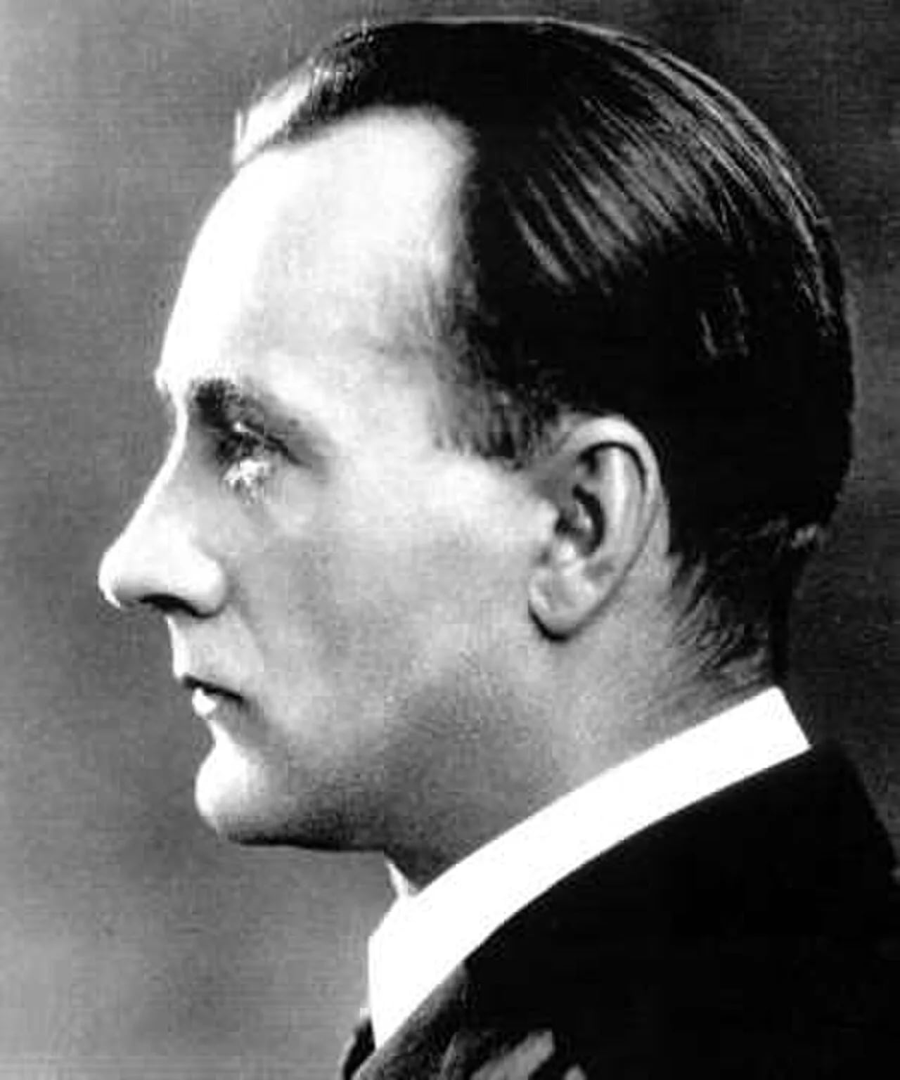 Portrait of Jan Uher (1891–1942) – memorial page