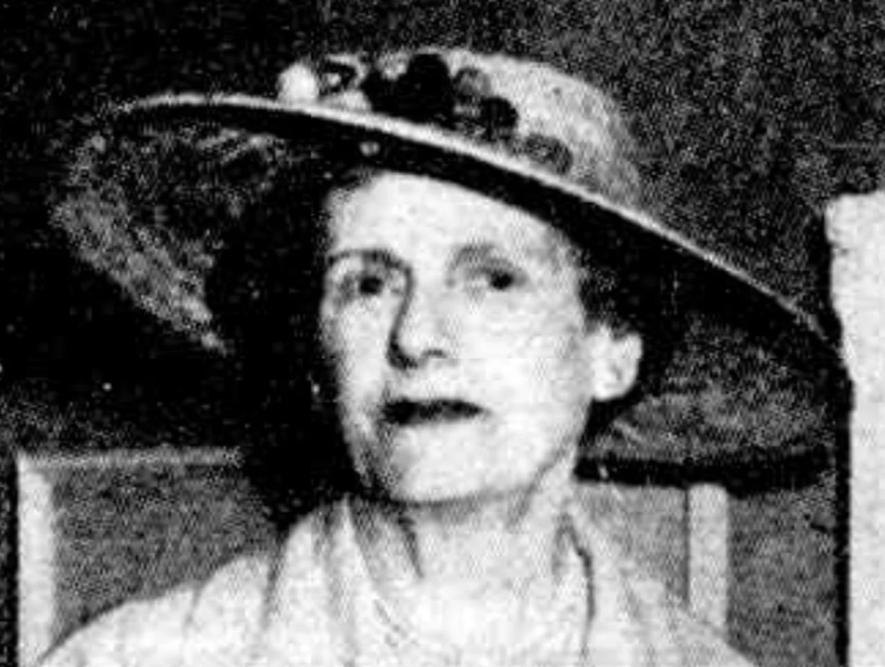 Portrait of Emily Dutton (1884–1962) – memorial page