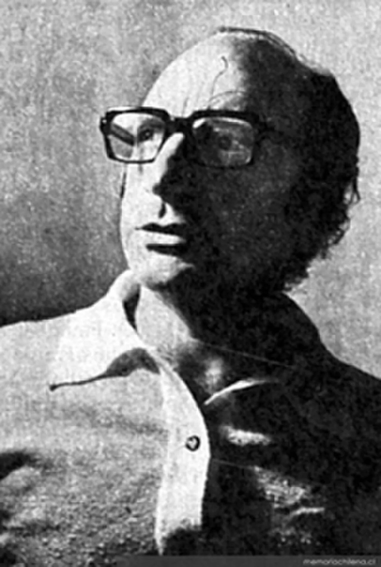 Portrait of Alfonso Calderón (1930–2009) – memorial page