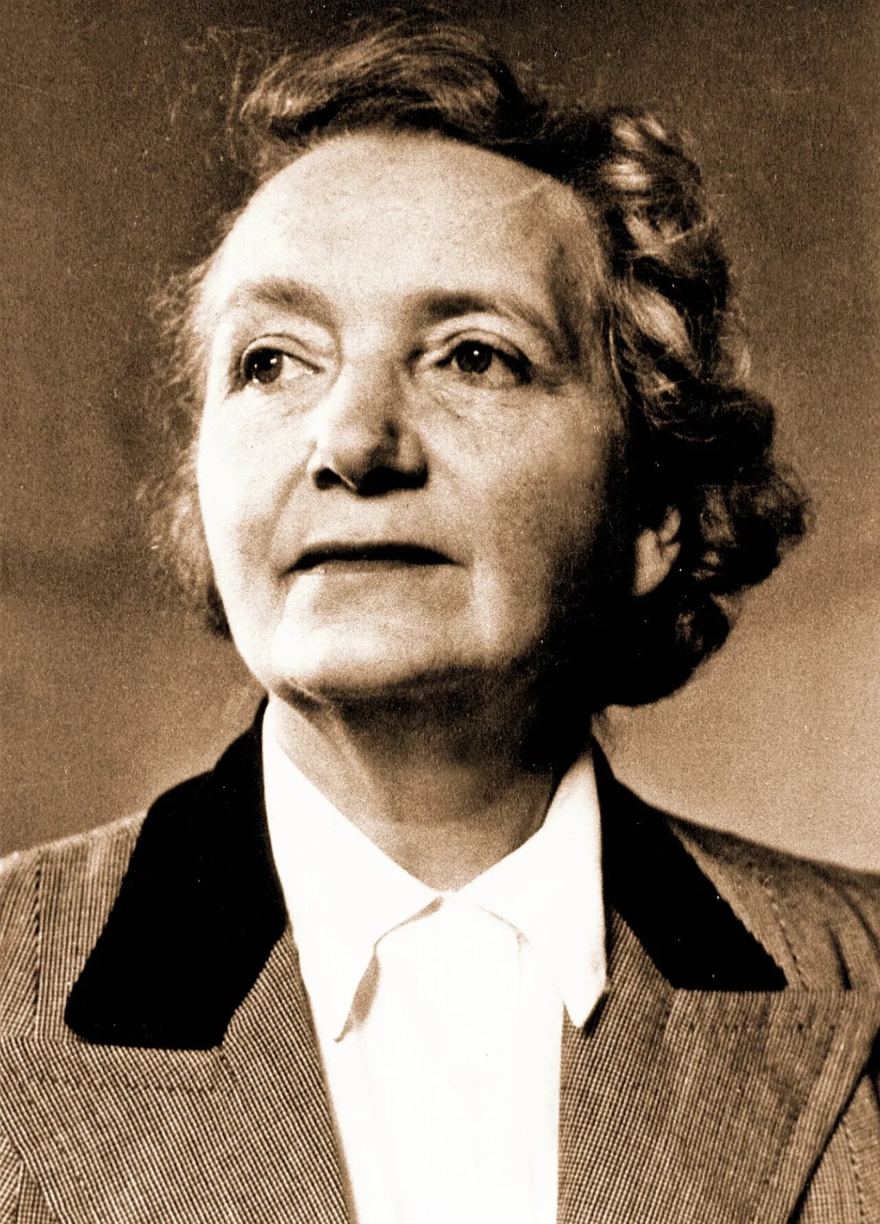 Porträt von Tamara Ramsay (1895–1985) – Gedenkseite