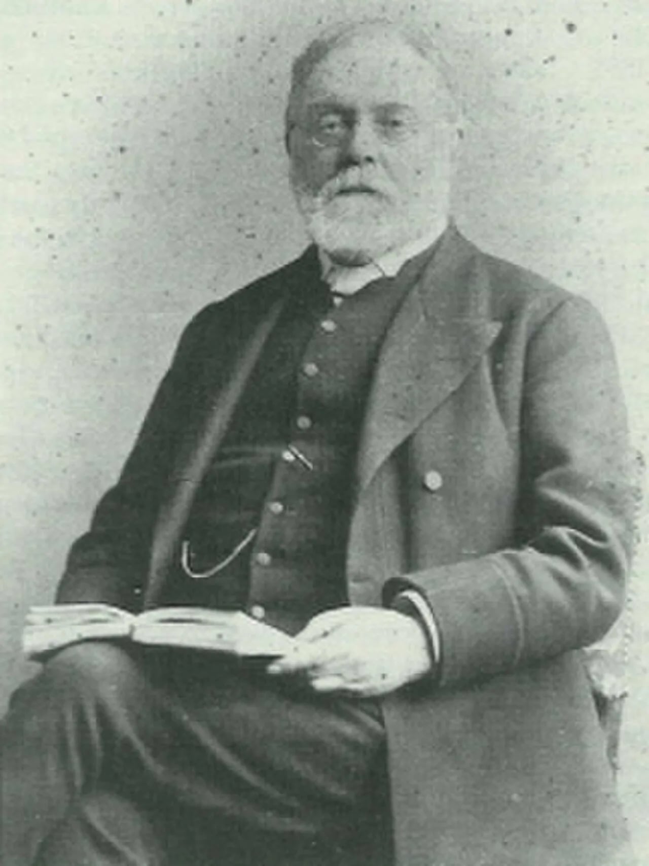 Portrait of Robert Henry Codrington (1830–1922) – memorial page