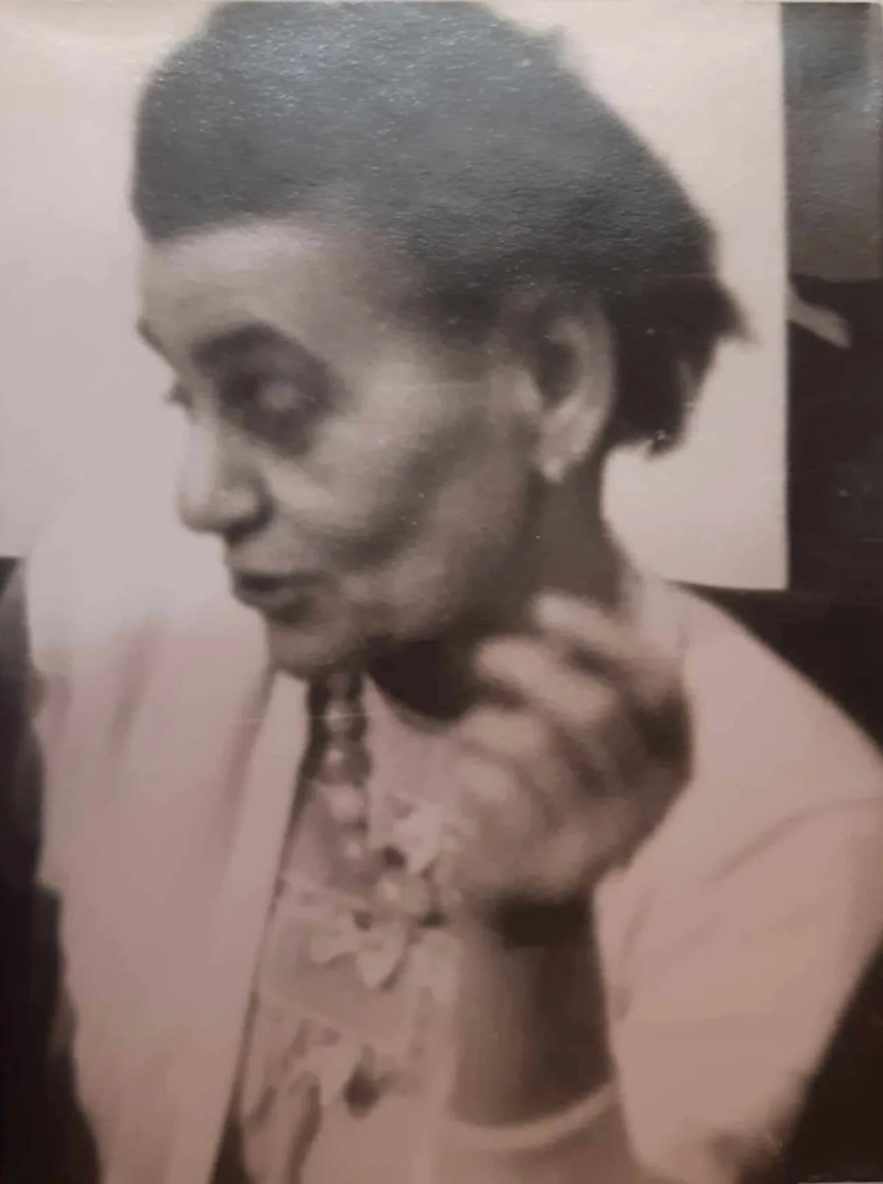 Porträt von Renée Fonó (1908–1975) – Gedenkseite