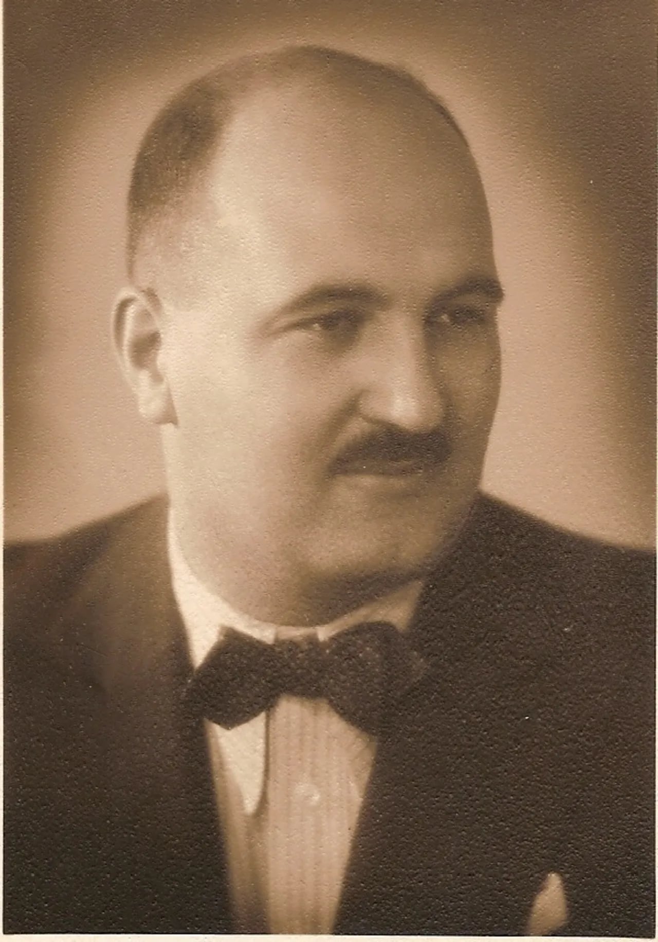 Porträt von Árpád Macskásy (1904–1977) – Gedenkseite