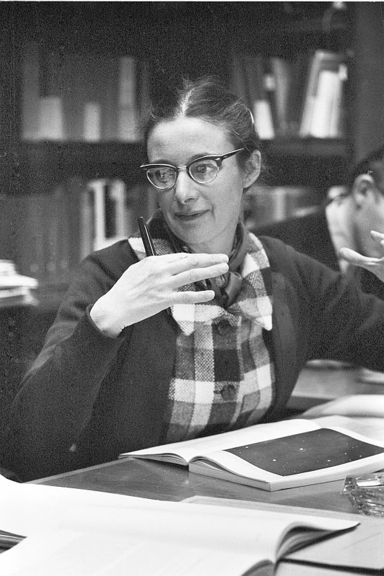 Portrait of Anne Barbara Underhill (1920–2003) – memorial page