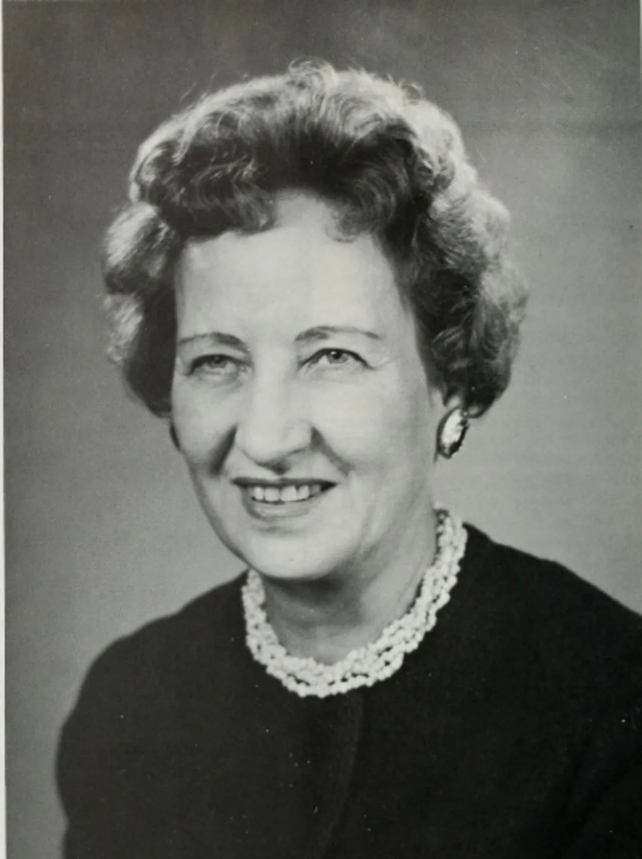 Portrait of Virginia Cutler (1905–1993) – memorial page