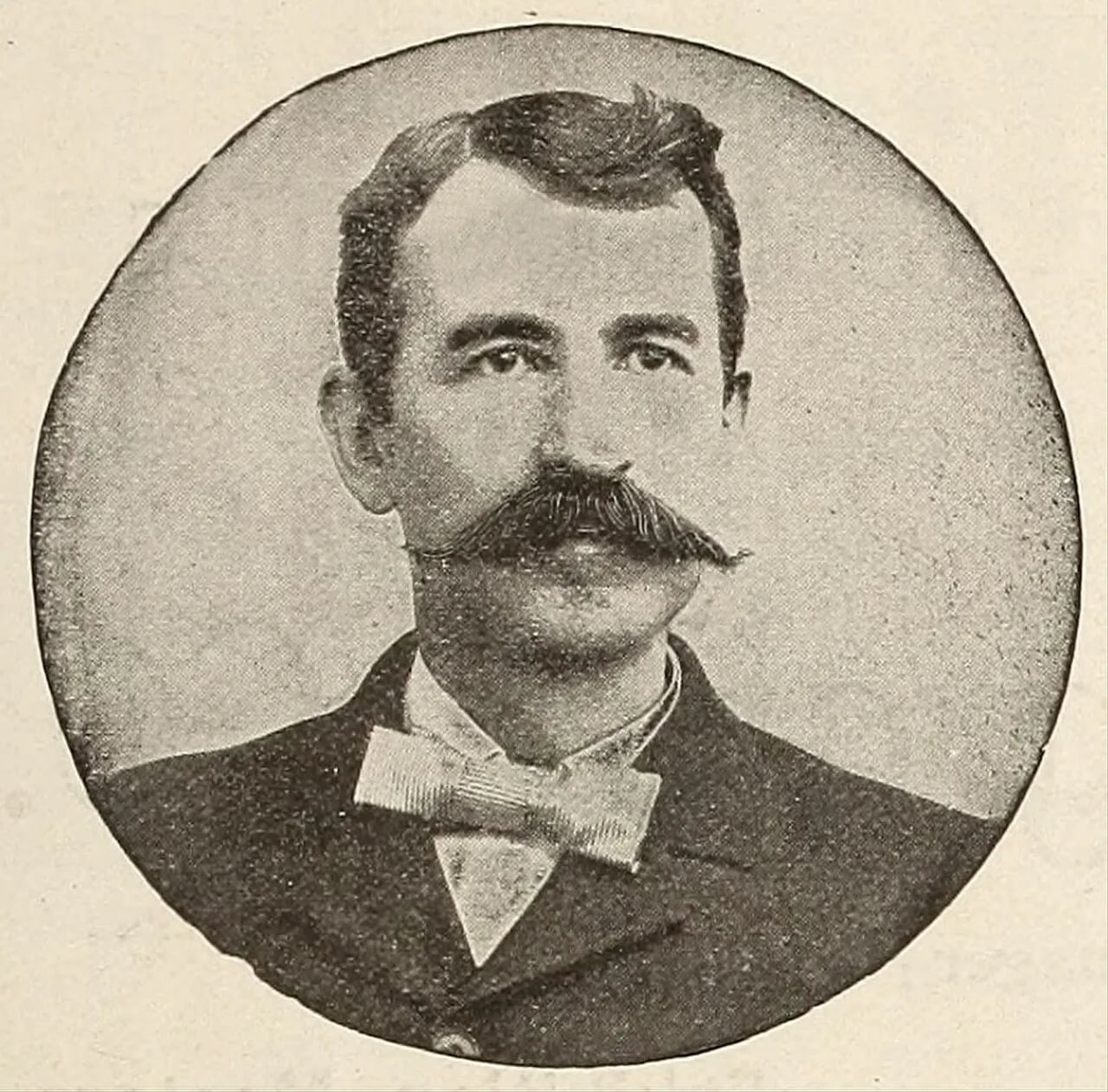 Porträt von E. T. Paull (1858–1924) – Gedenkseite