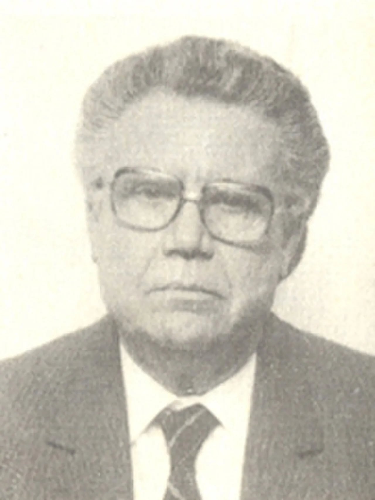 Portrait of Vincenzo Mondo (1925–2004) – memorial page