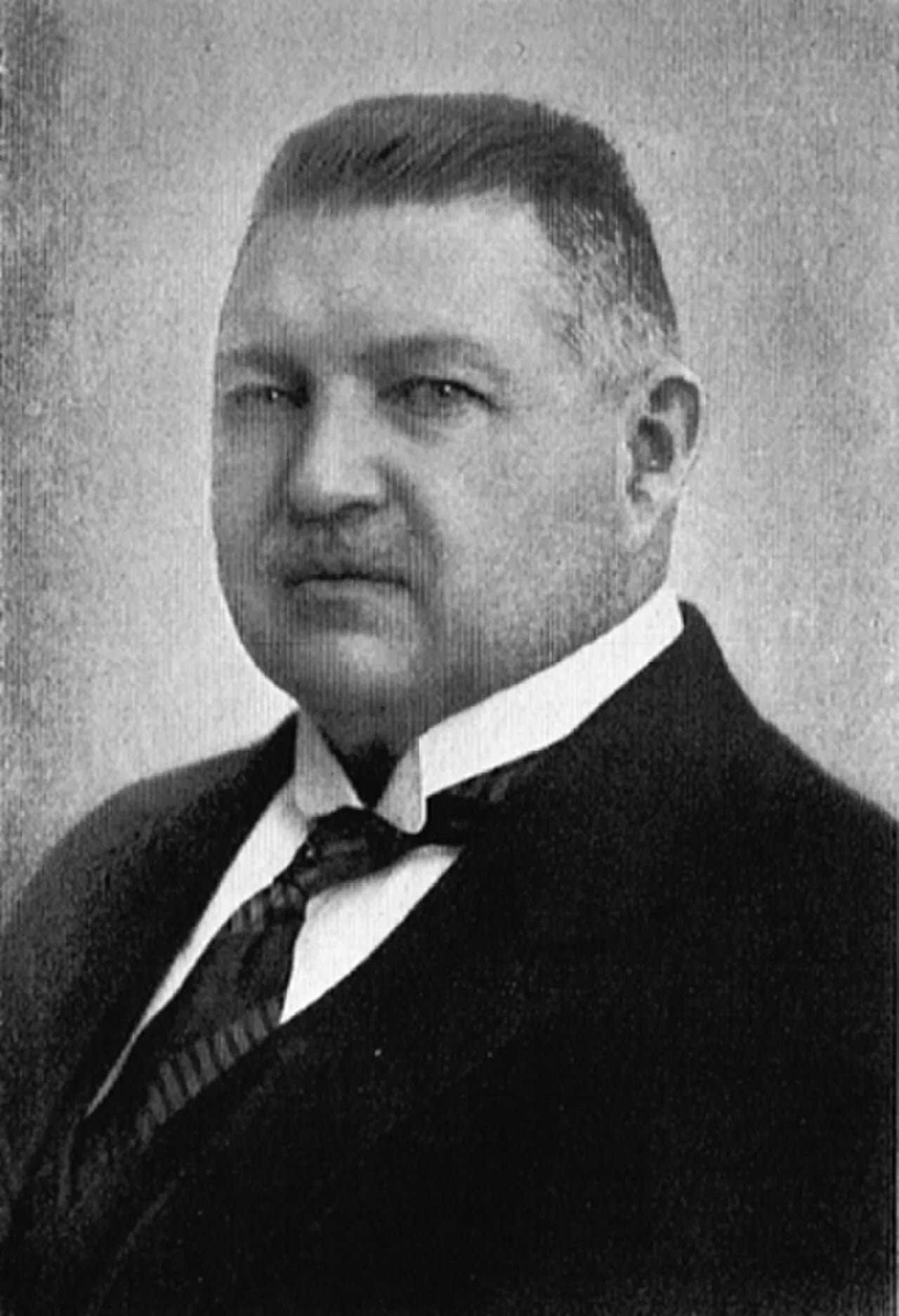 Portrait of Albert Öfverholm (1876–1936) – memorial page