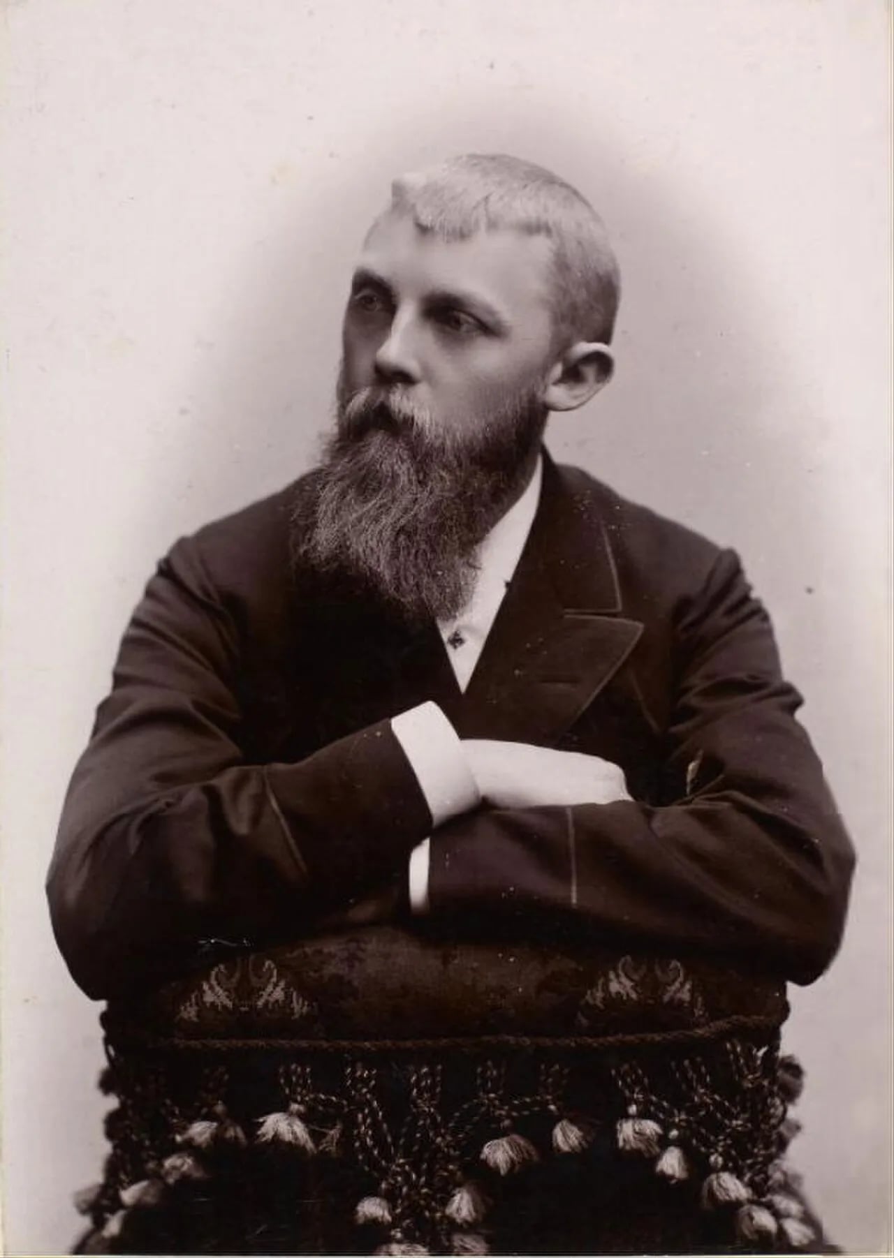 Porträt von C. Riis-Knudsen (1863–1932) – Gedenkseite