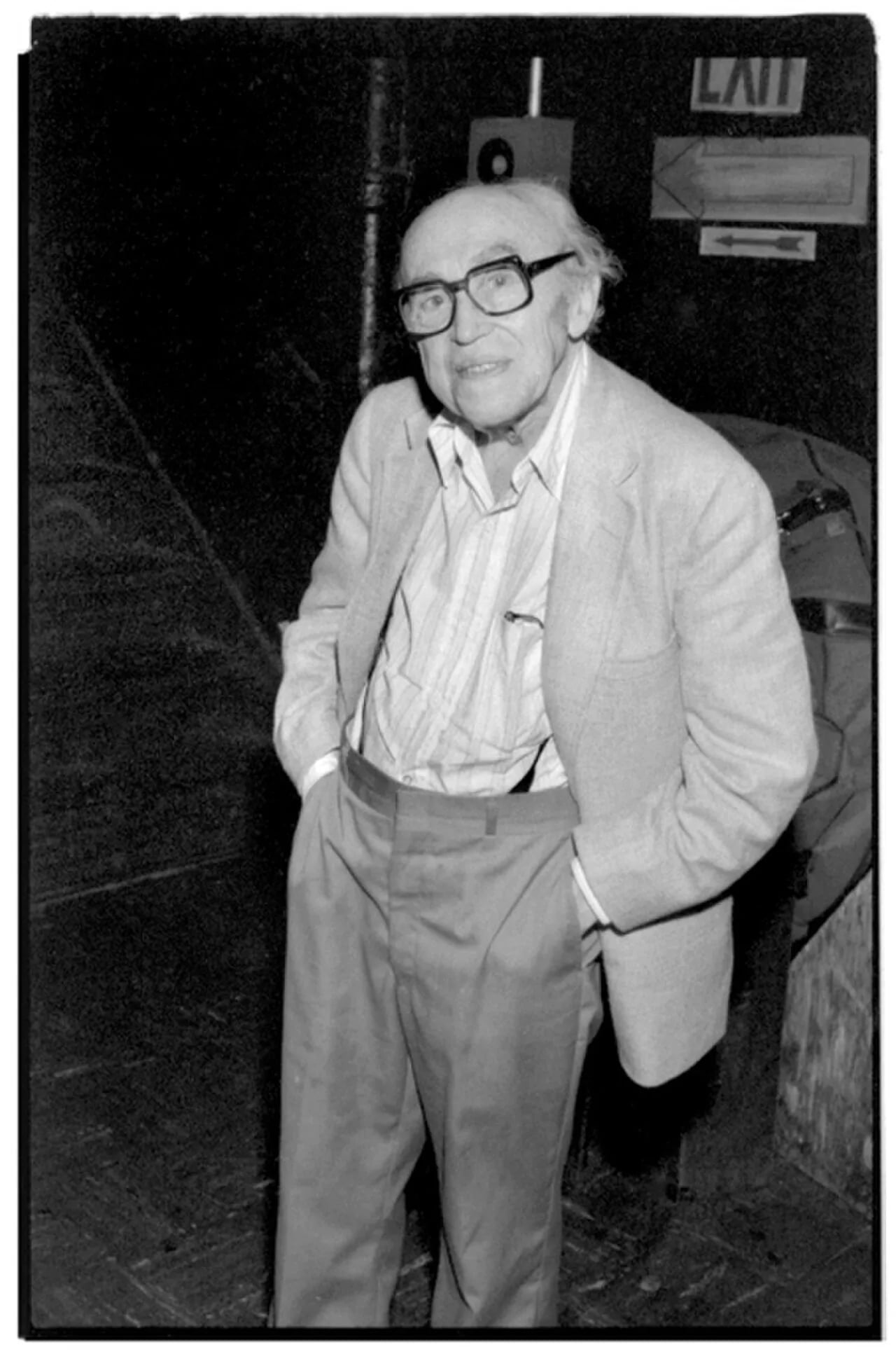 Portrait of Max Gordon (1903–1989) – memorial page