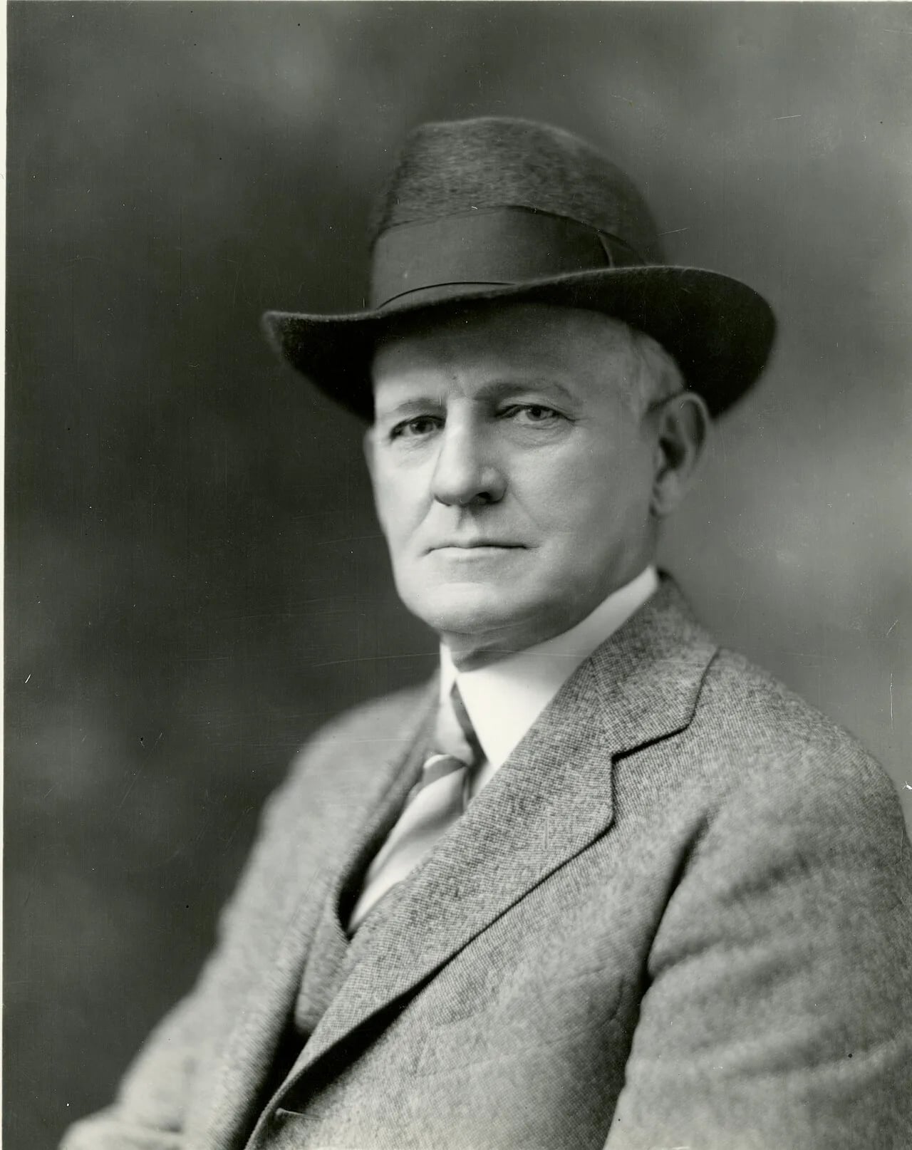 Portrait of Henry Hardin Cherry (1864–1937) – memorial page