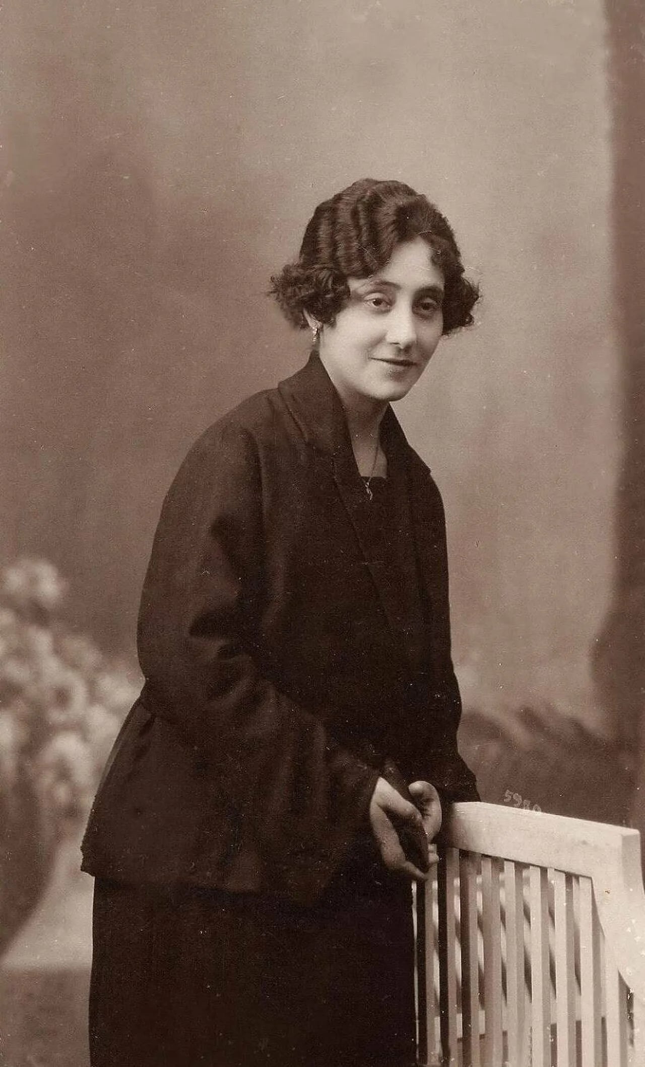 Porträt von Carme Claramunt i Barot (1897–1939) – Gedenkseite