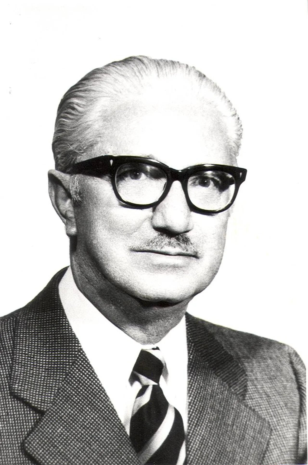 Portrait of Francisco Medina Ascencio (1910–1993) – memorial page