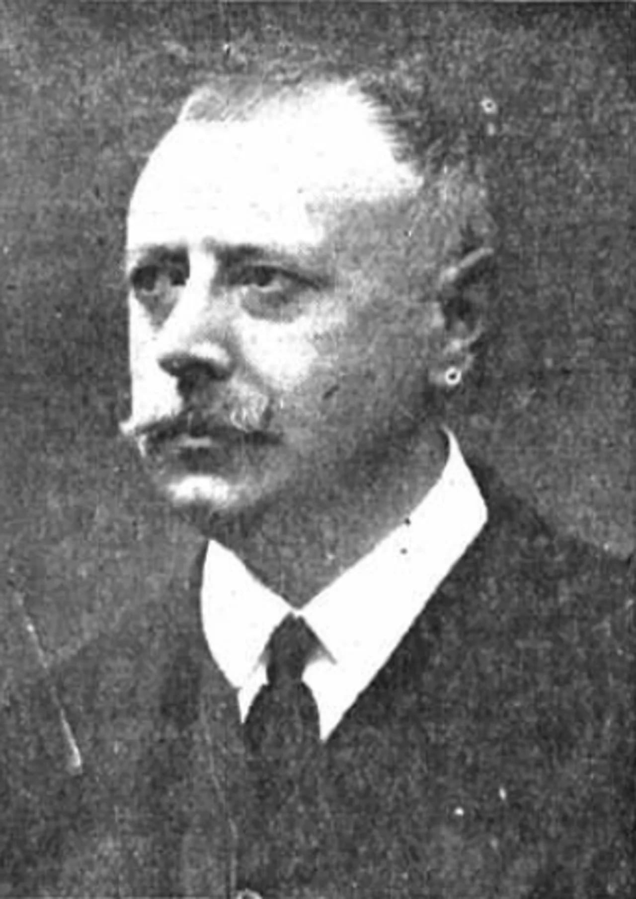 Portrait of Joaquín Larregla (1865–1945) – memorial page