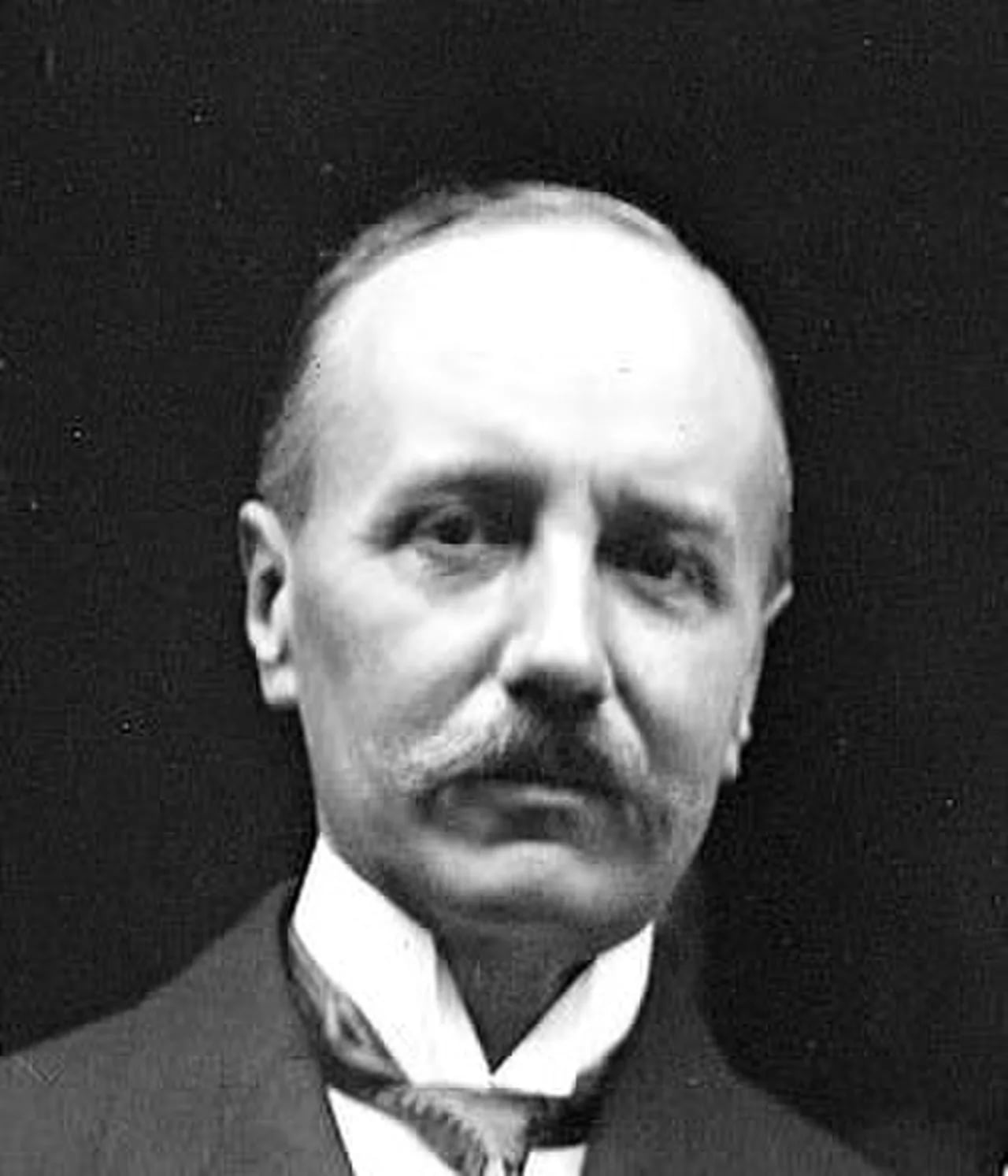 Portrait of Charles Noufflard (1872–1952) – memorial page