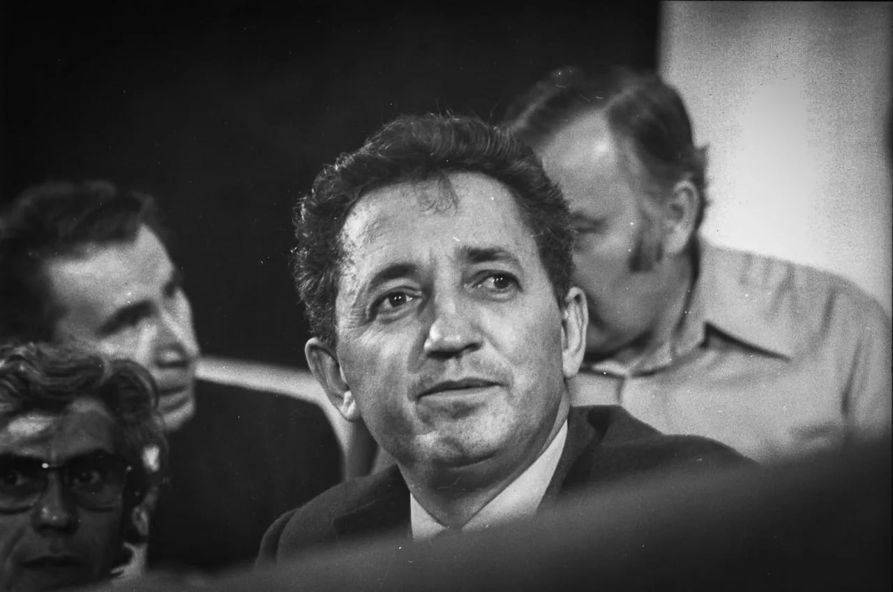 Porträt von Edmond Maire (1931–2017) – Gedenkseite