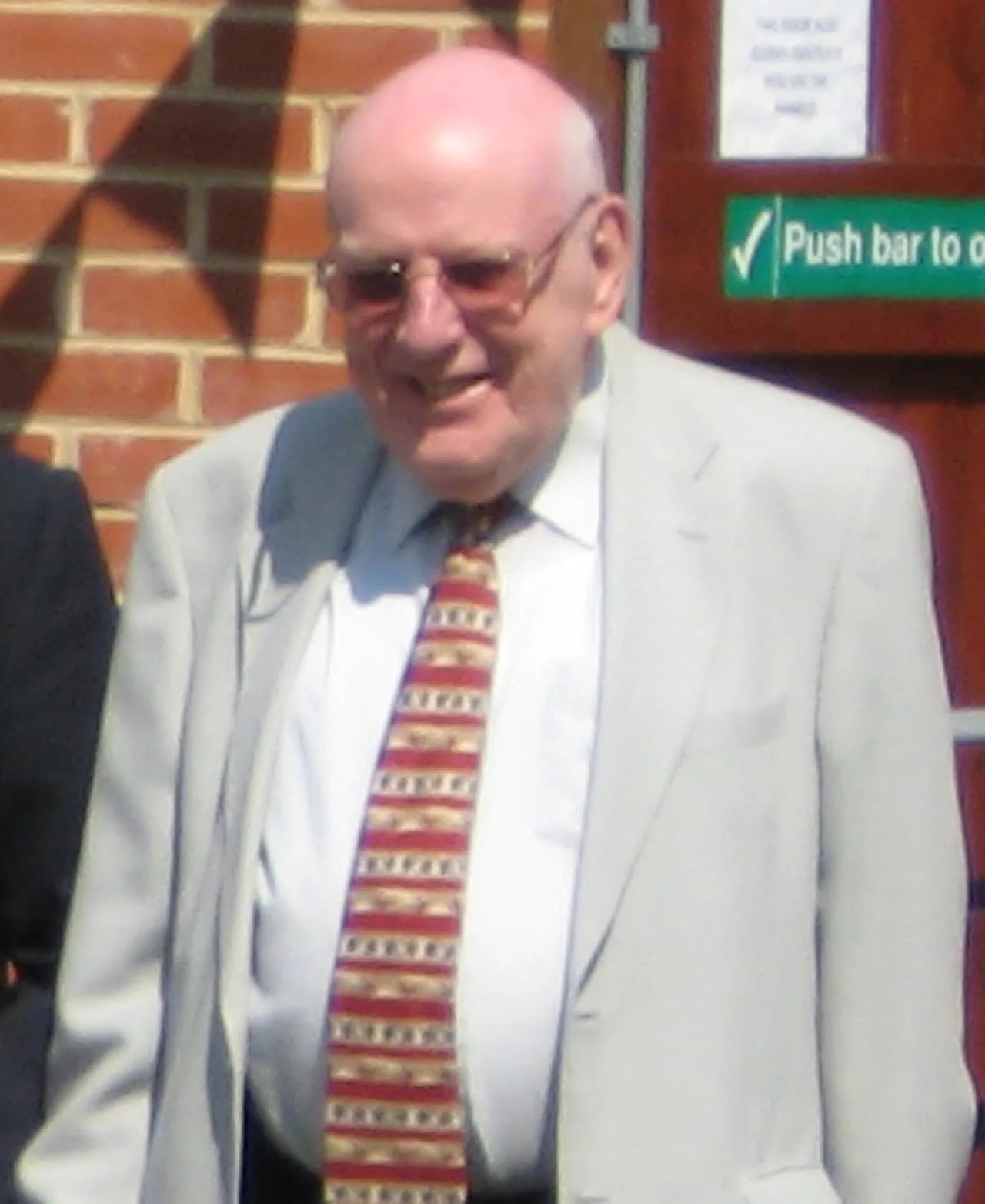Portrait of Frank Williams (1931–2022) – memorial page