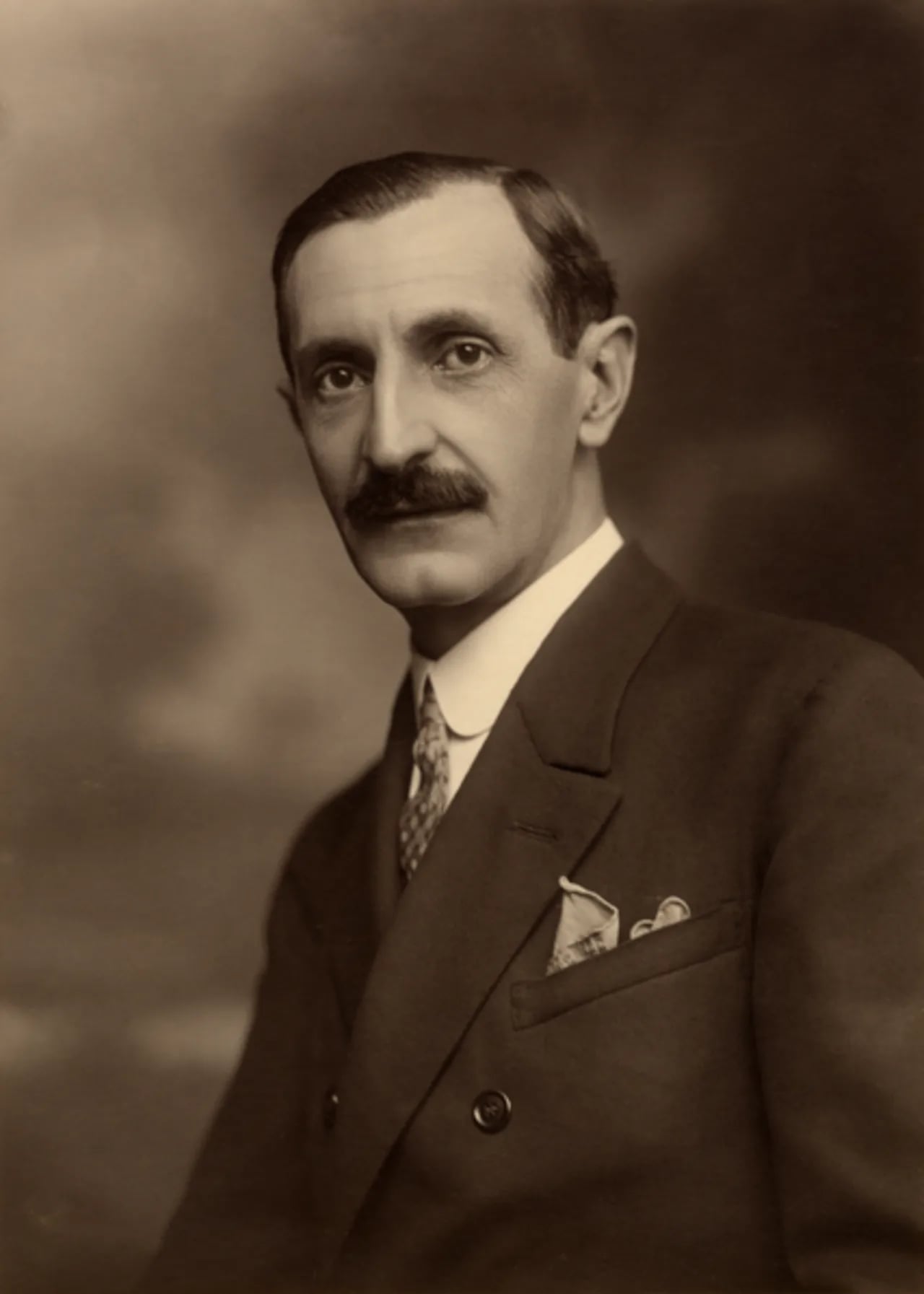 Portrait of Gábor Ugron (1880–1960) – memorial page