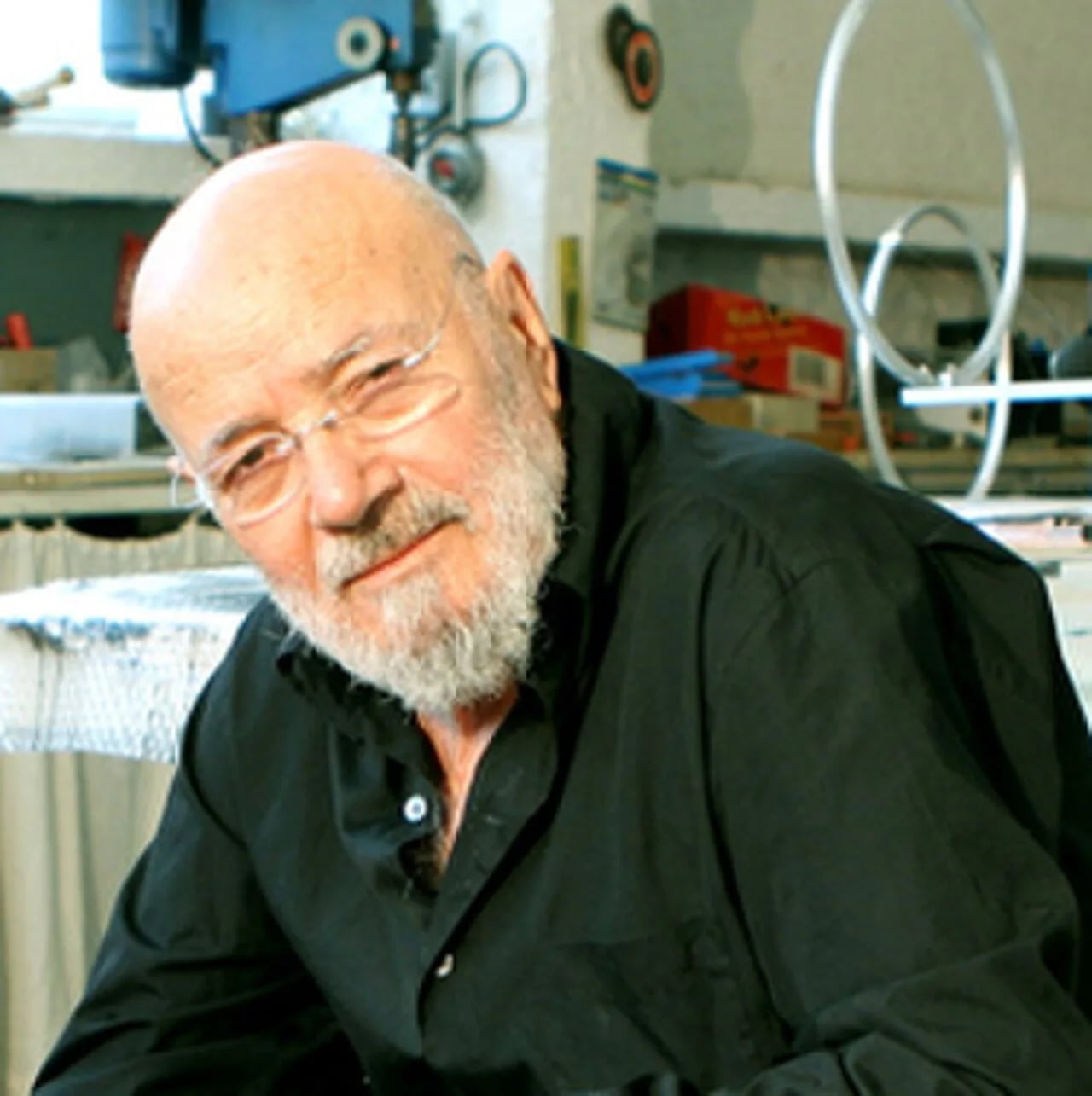 Portrait of Takis (1925–2019) – memorial page