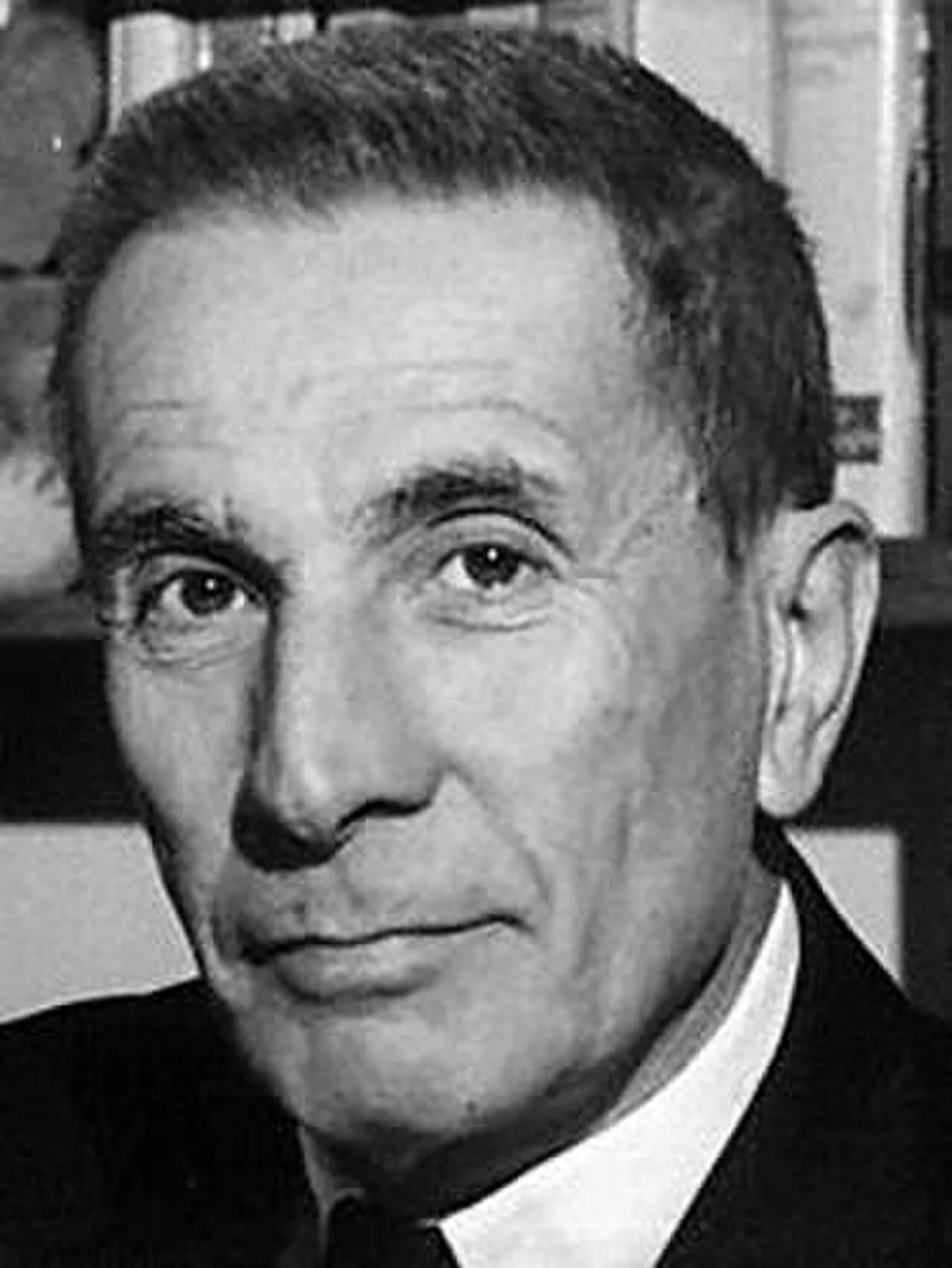 Porträt von Dino Buzzati (1906–1972) – Gedenkseite