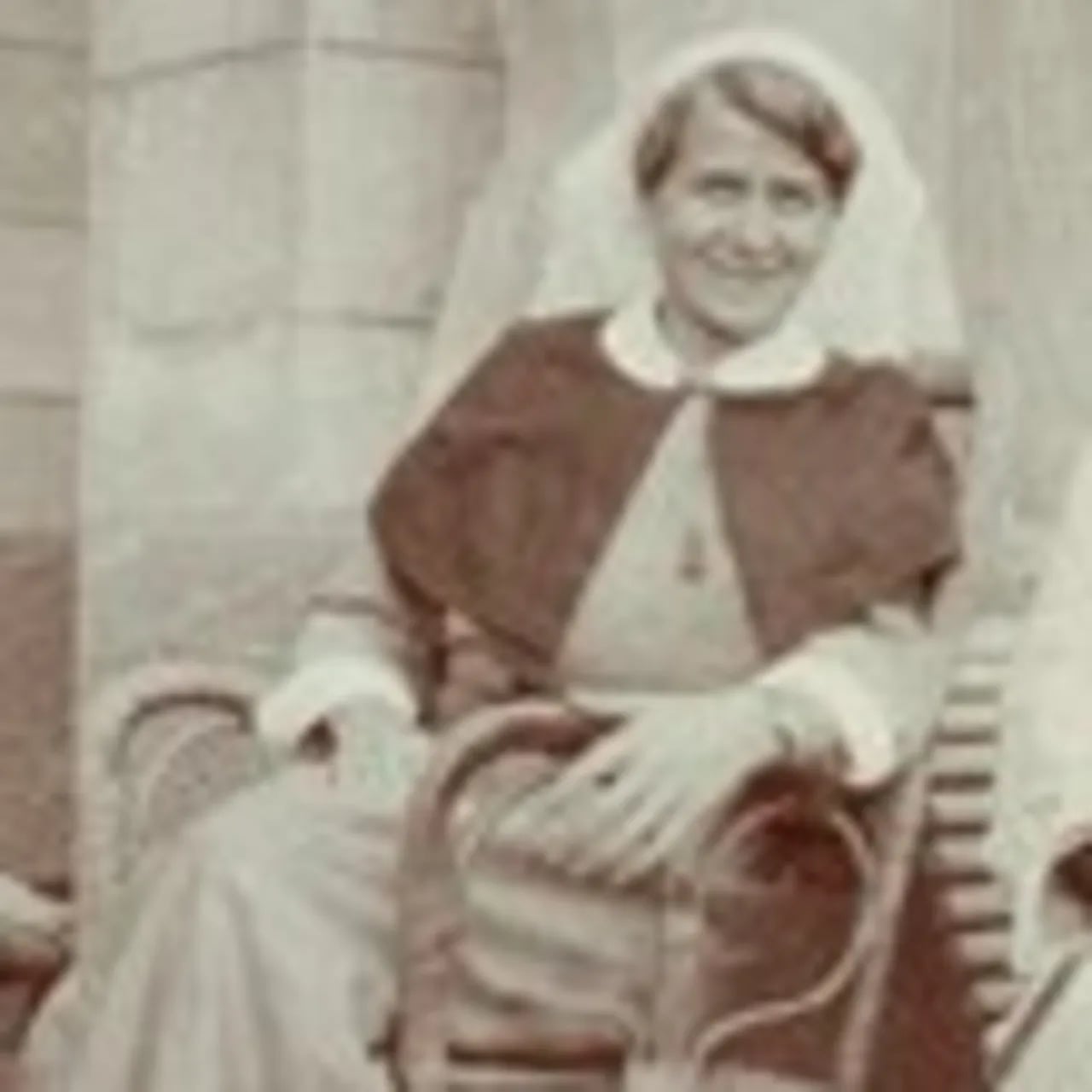 Portrait of Alice Gordon Elliott (1886–1977) – memorial page
