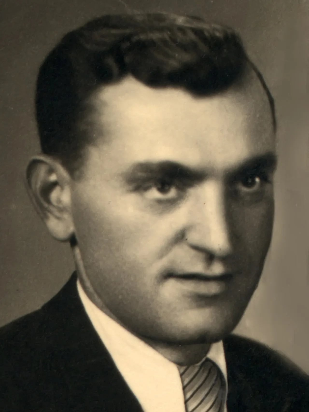 Porträt von Aram Satunz (1913–1990) – Gedenkseite