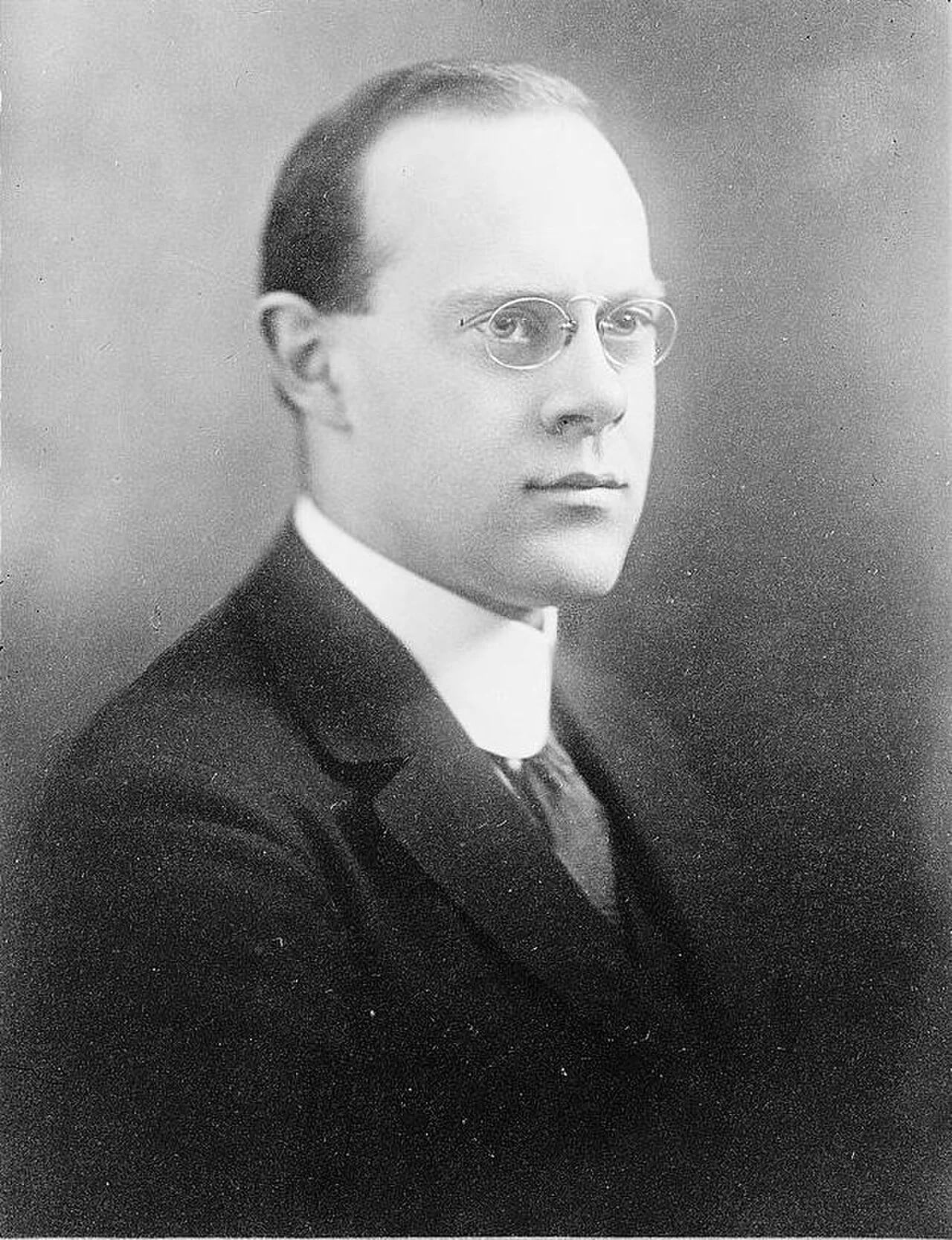 Porträt von Thomas W. Miller (1886–1973) – Gedenkseite