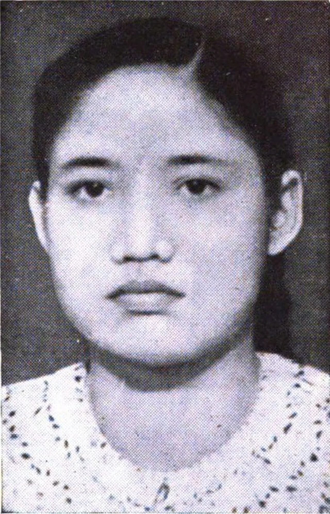 Portrait of Emmy Saelan (1924–1947) – memorial page