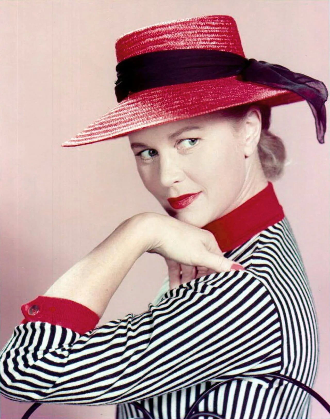 Portrait of Joan Caulfield (1922–1991) – memorial page