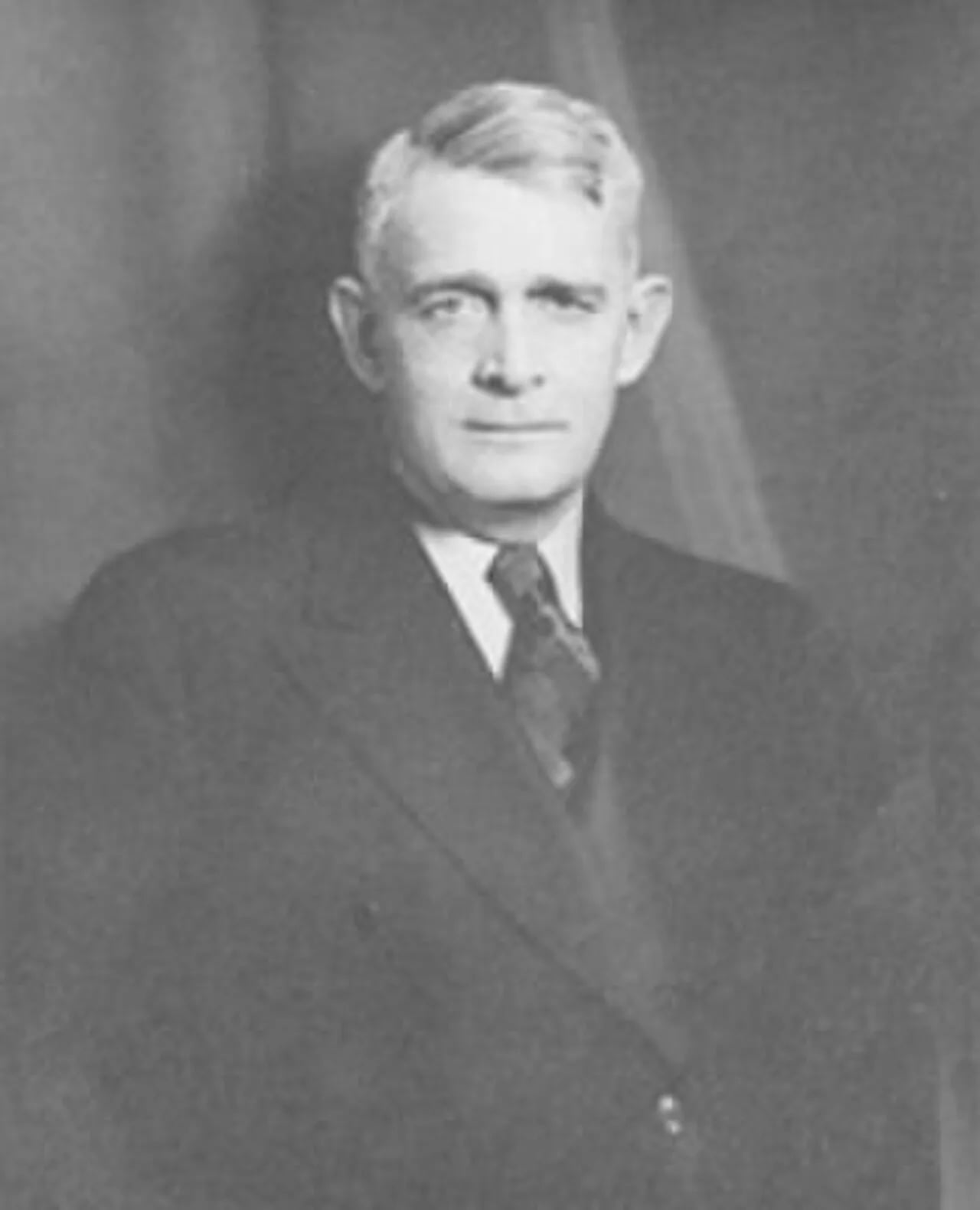 Portrait of Tom Stewart (1892–1972) – memorial page