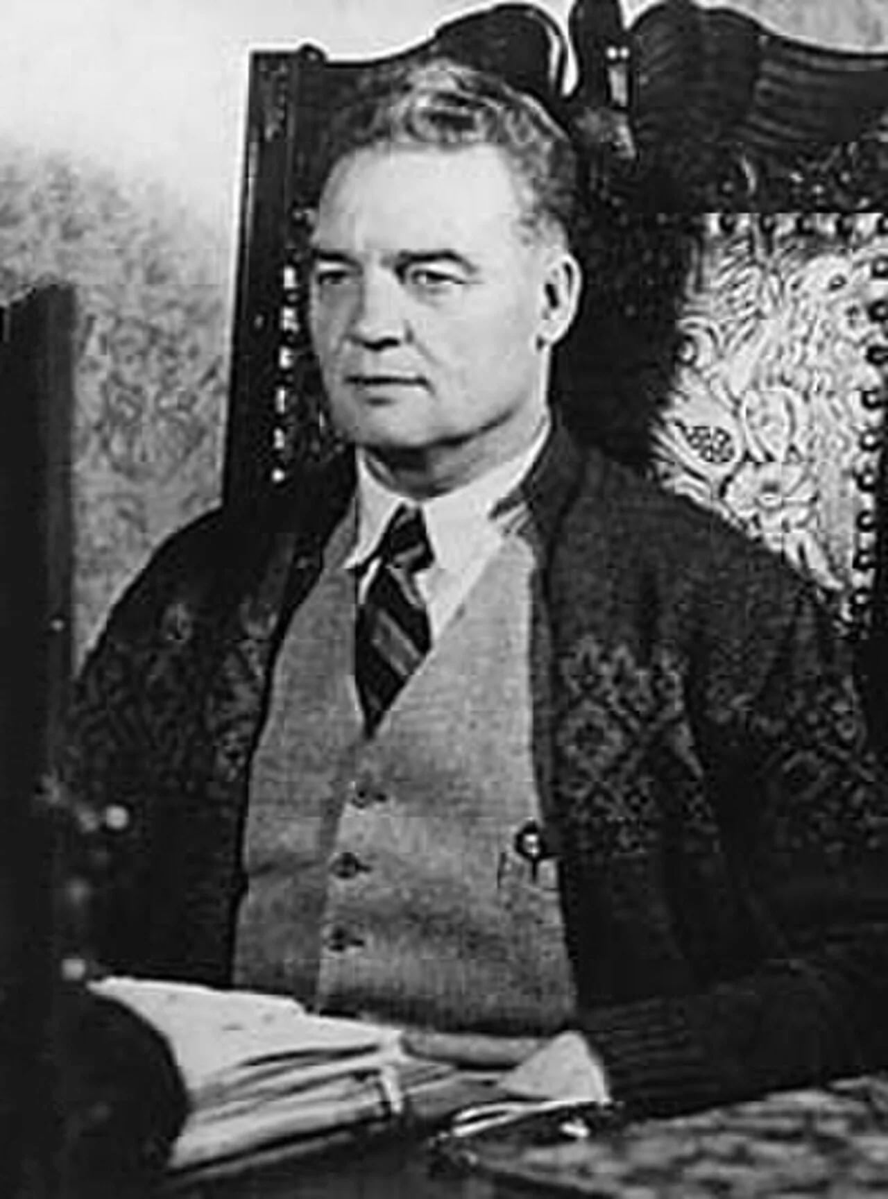 Portrait of Viktor Smeds (1885–1957) – memorial page