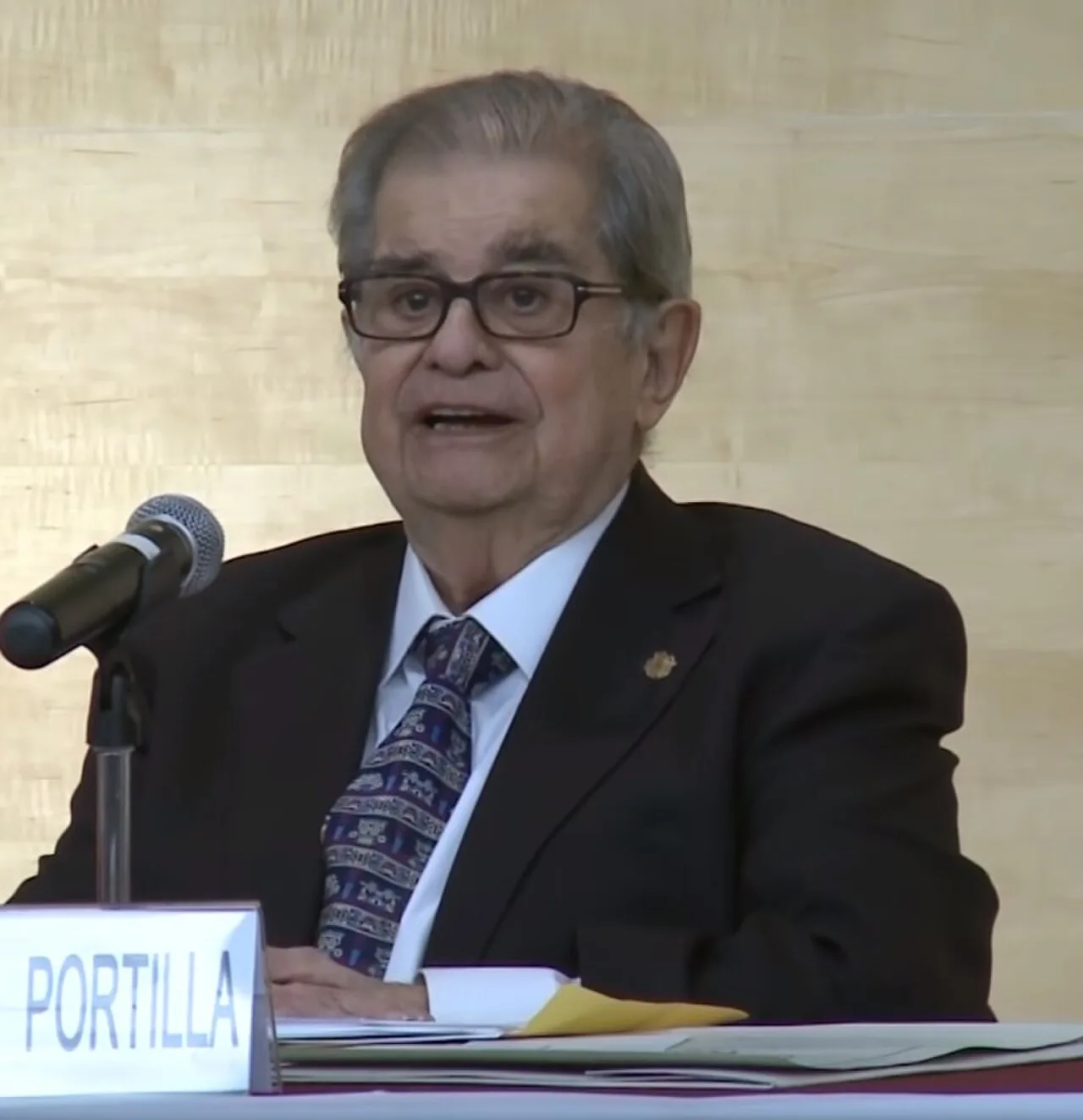 Porträt von Miguel León Portilla (1926–2019) – Gedenkseite