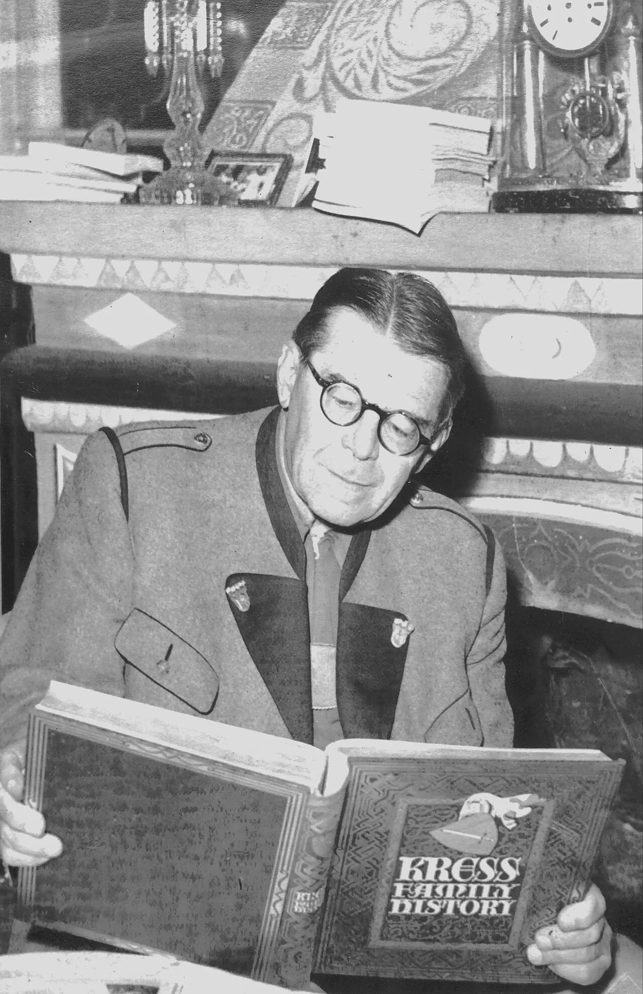 Porträt von Karl Friedrich von Frank (1894–1975) – Gedenkseite