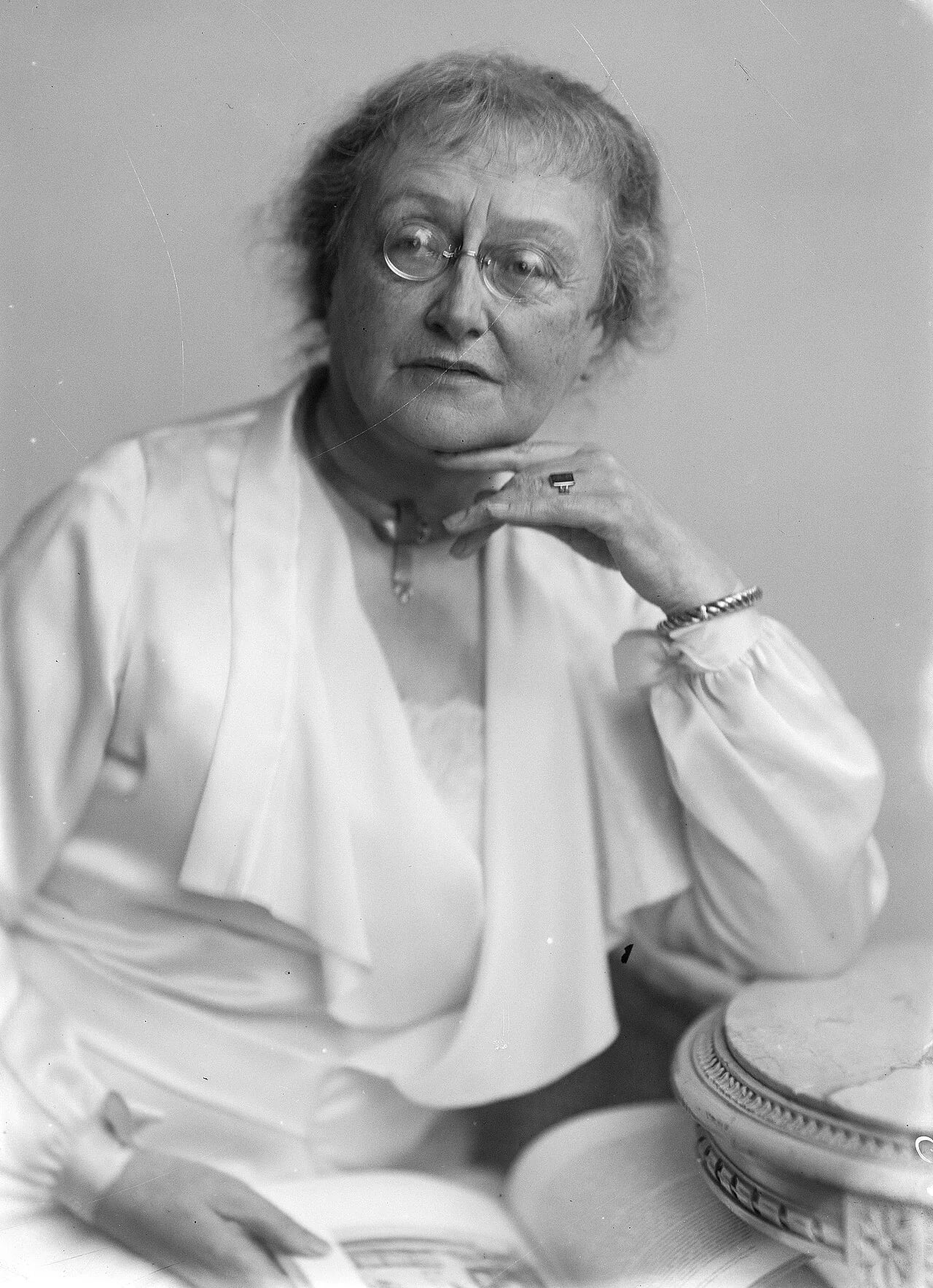 Portrait of Elisabeth Boddaert (1866–1948) – memorial page