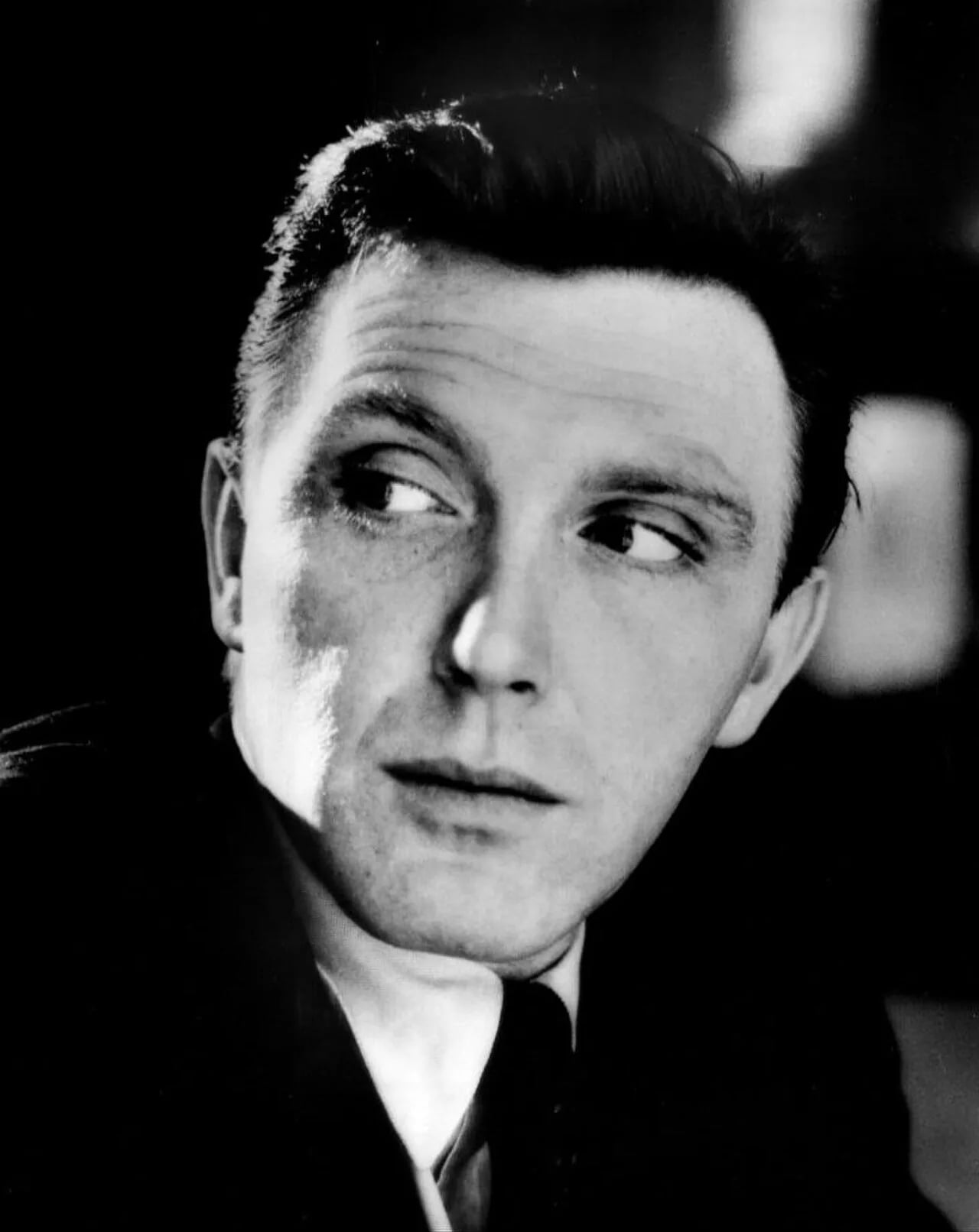 Portrait of Robert Lansing (1928–1994) – memorial page