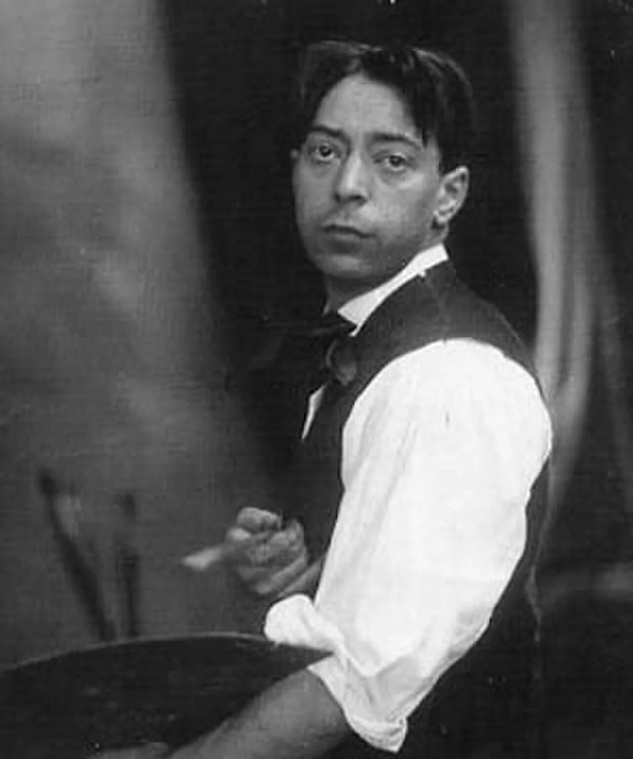 Portrait of Julián Tellaeche (1884–1957) – memorial page