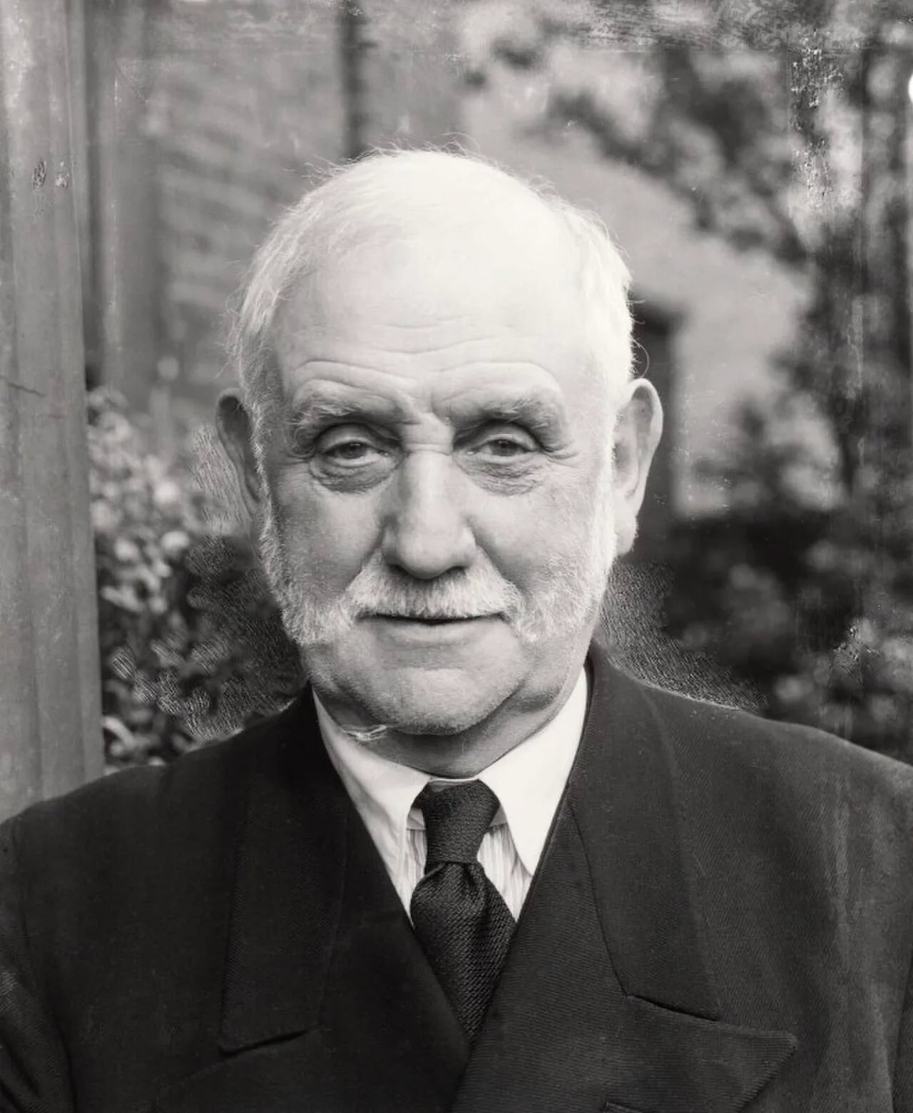 Portrait of George Lansbury (1859–1940) – memorial page