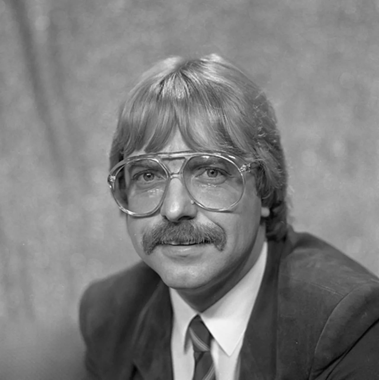 Portrait of Tom Mulder (1947–2020) – memorial page