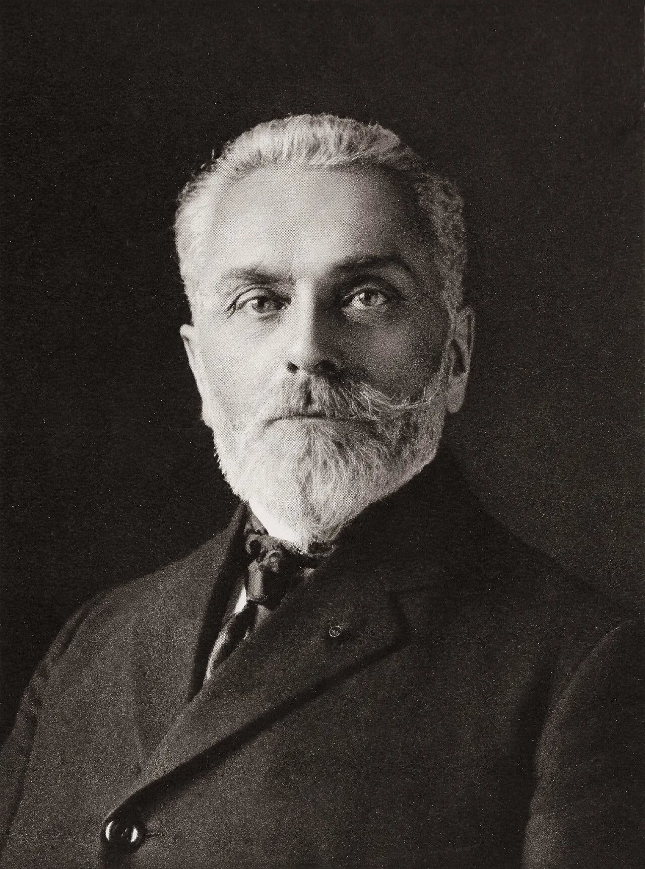 Portrait of Victor Bérard (1864–1931) – memorial page