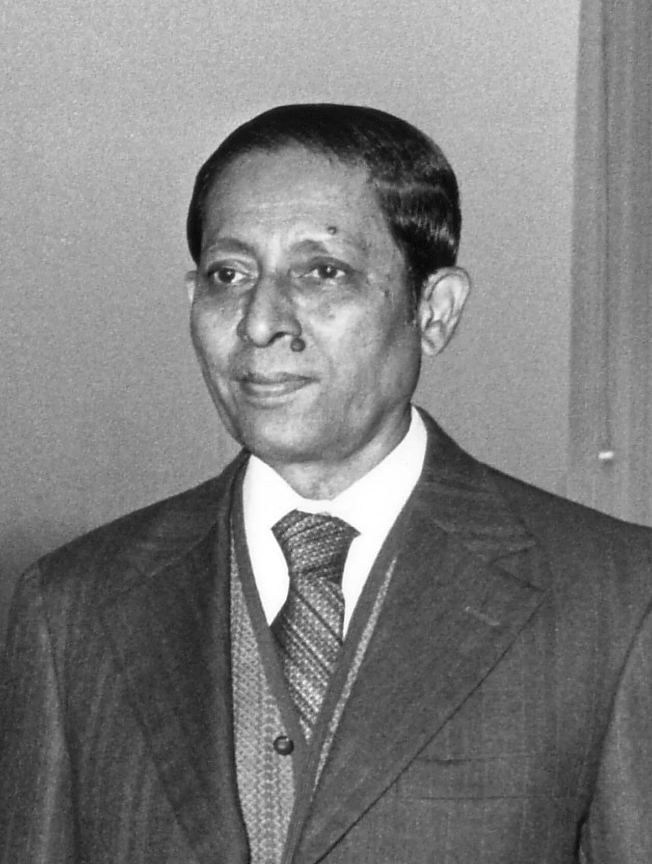 Portrait of Muhammad Shamsul Huq (1912–2006) – memorial page