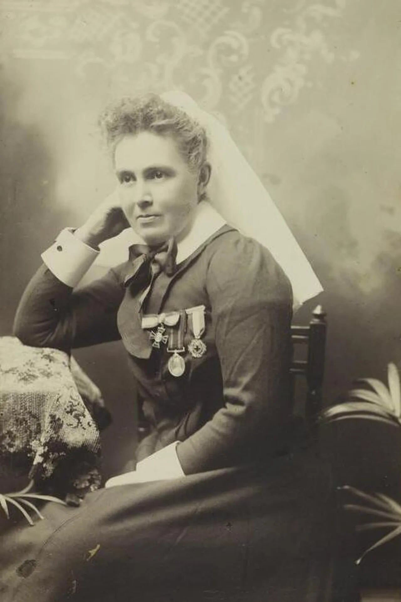 Portrait of Janet Williamson (1862–1936) – memorial page