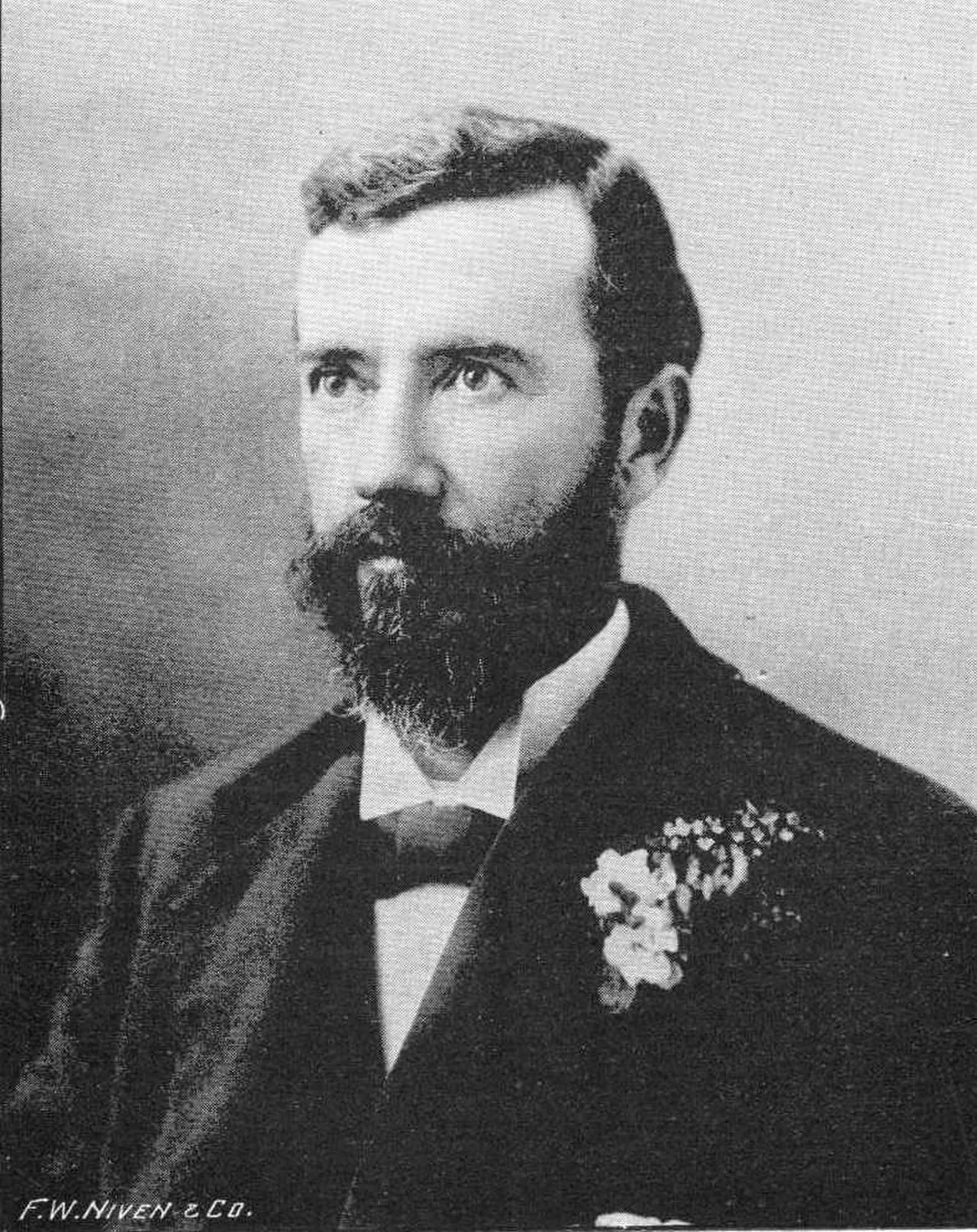 Porträt von George Simpson (1856–1906) – Gedenkseite