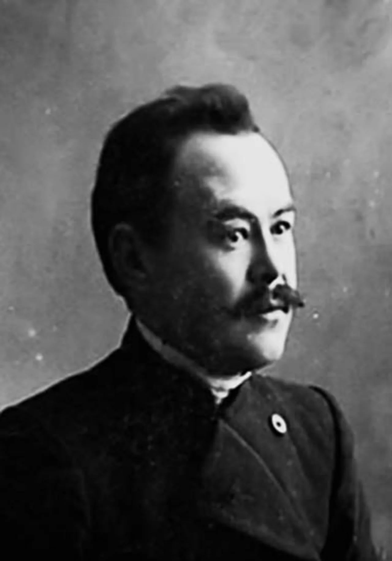Portrait of Muhammed-Gabdulkhay Kurbangaliev (1889–1978) – memorial page