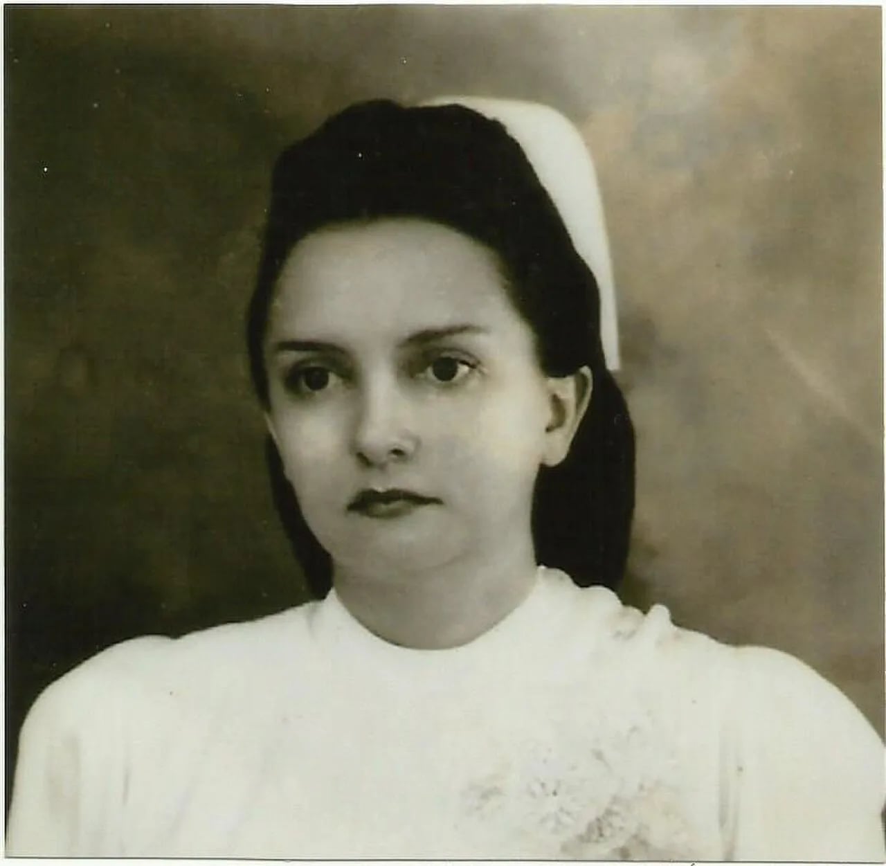 Portrait of Aurora López Pérez (1911–1993) – memorial page