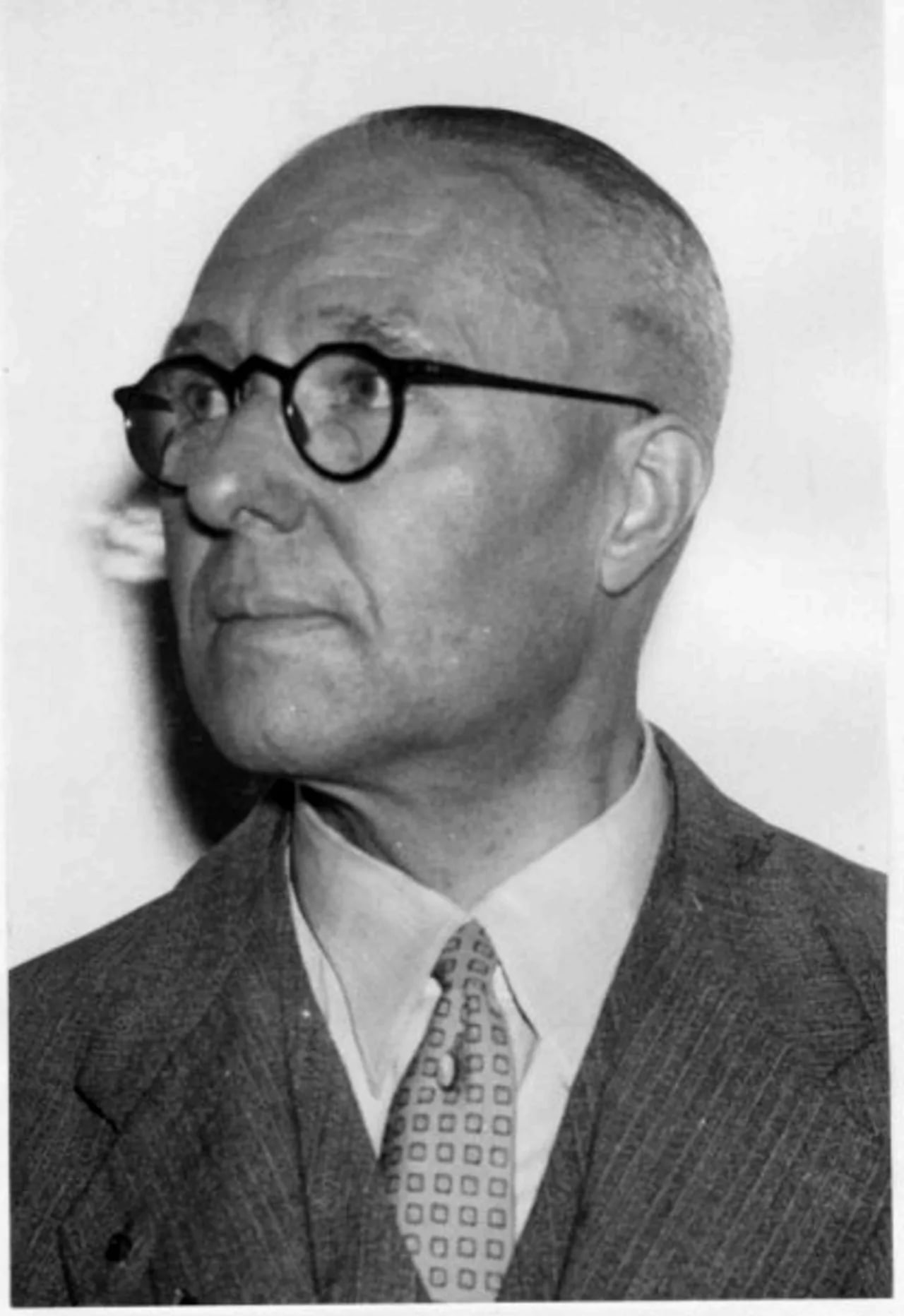 Portrait of Marius van Lokhorst (1883–1971) – memorial page